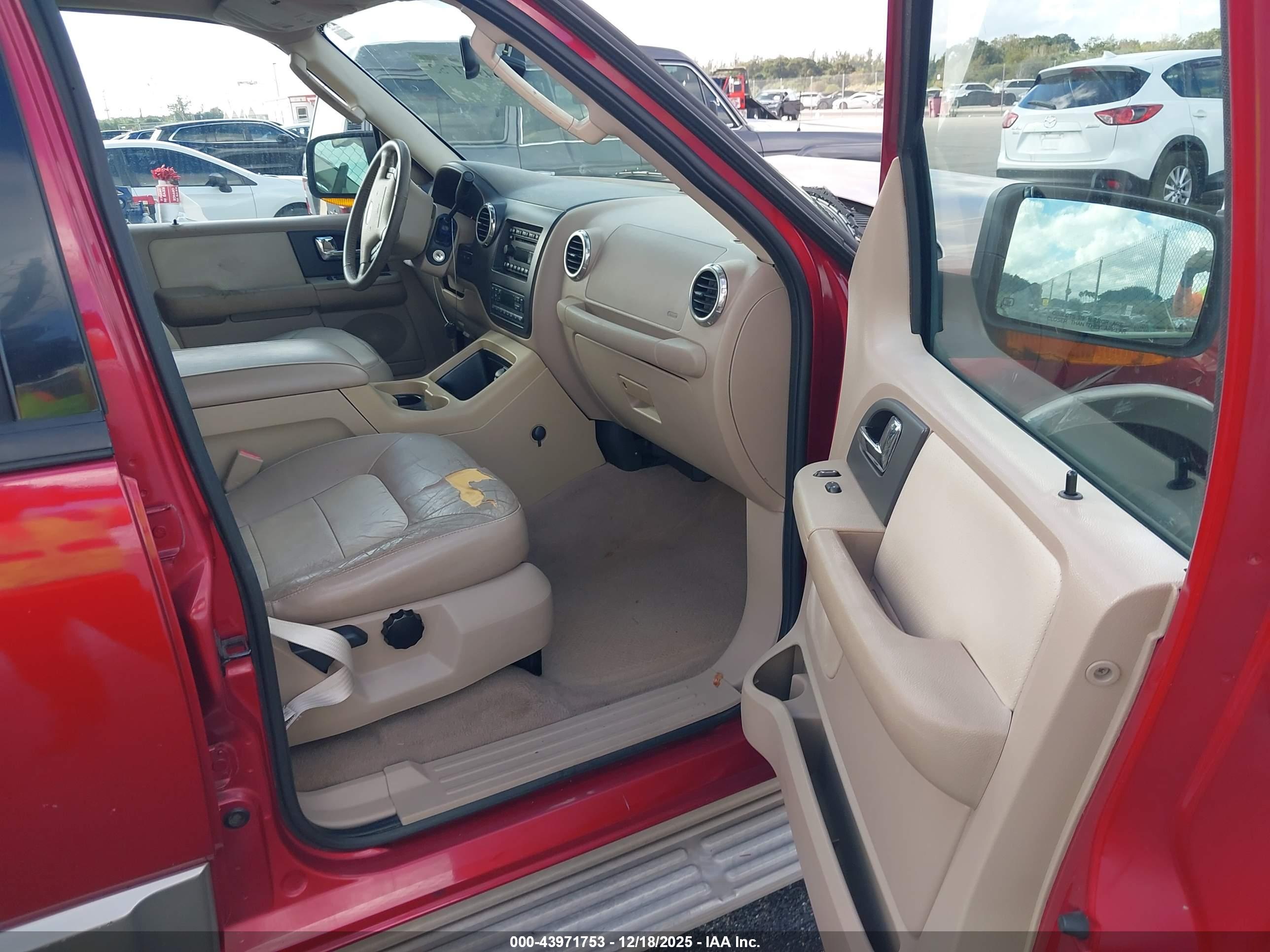 FORD EXPEDITION image 5