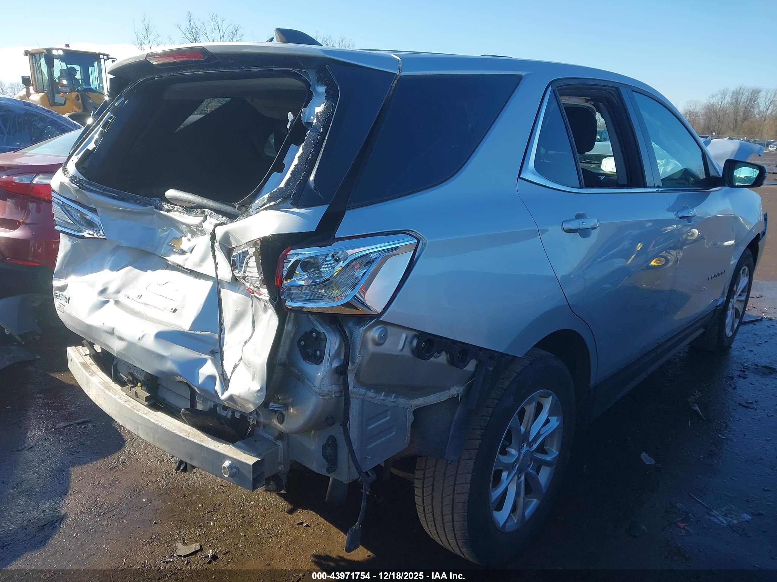 CHEVROLET EQUINOX image 4