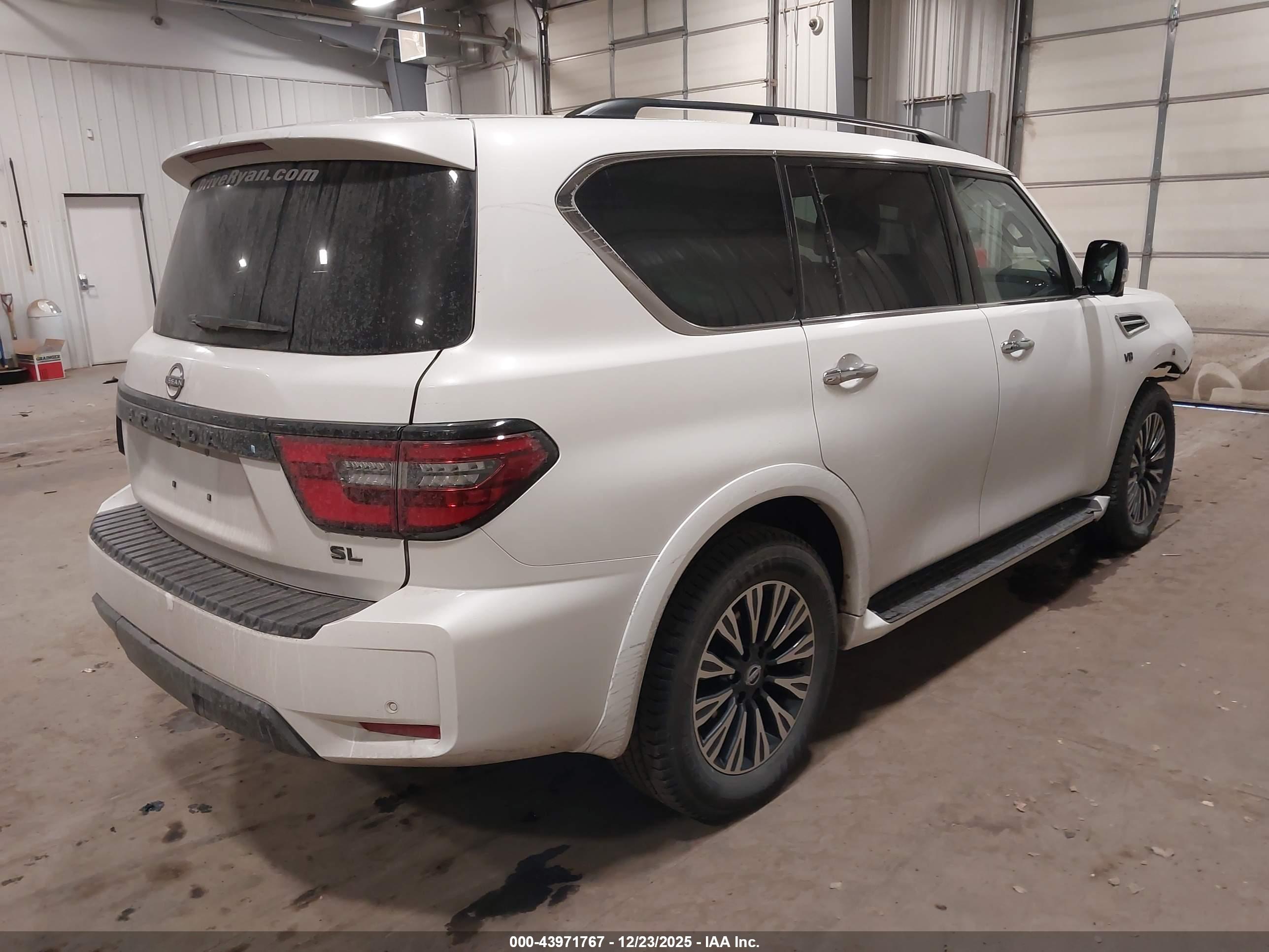 NISSAN ARMADA image 4
