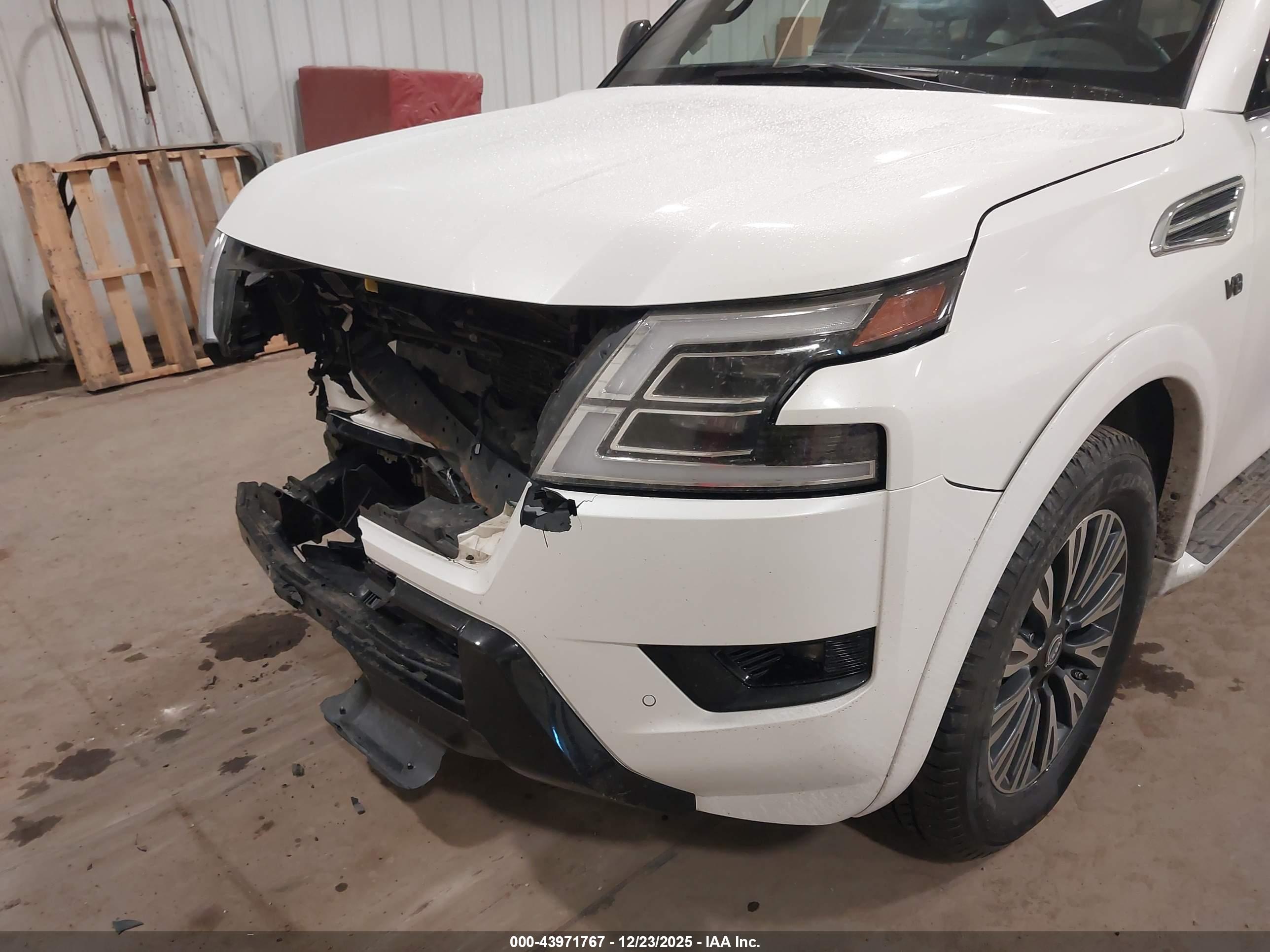 NISSAN ARMADA image 6