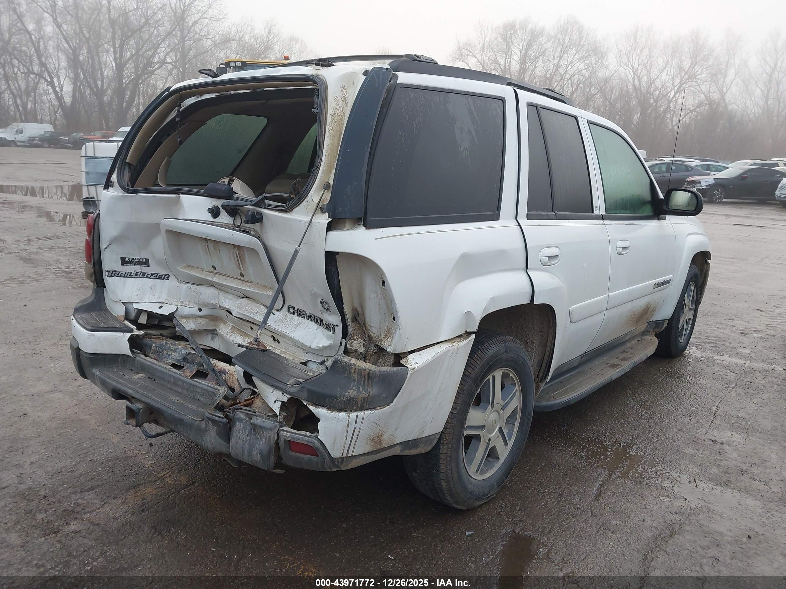 CHEVROLET TRAILBLAZER image 4