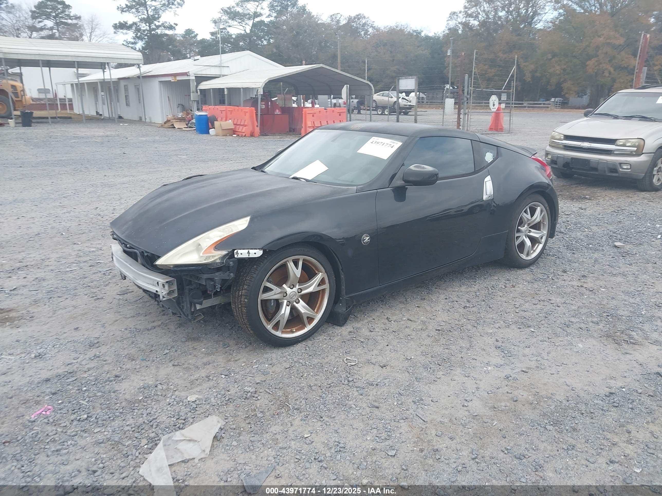 NISSAN 370Z image 2