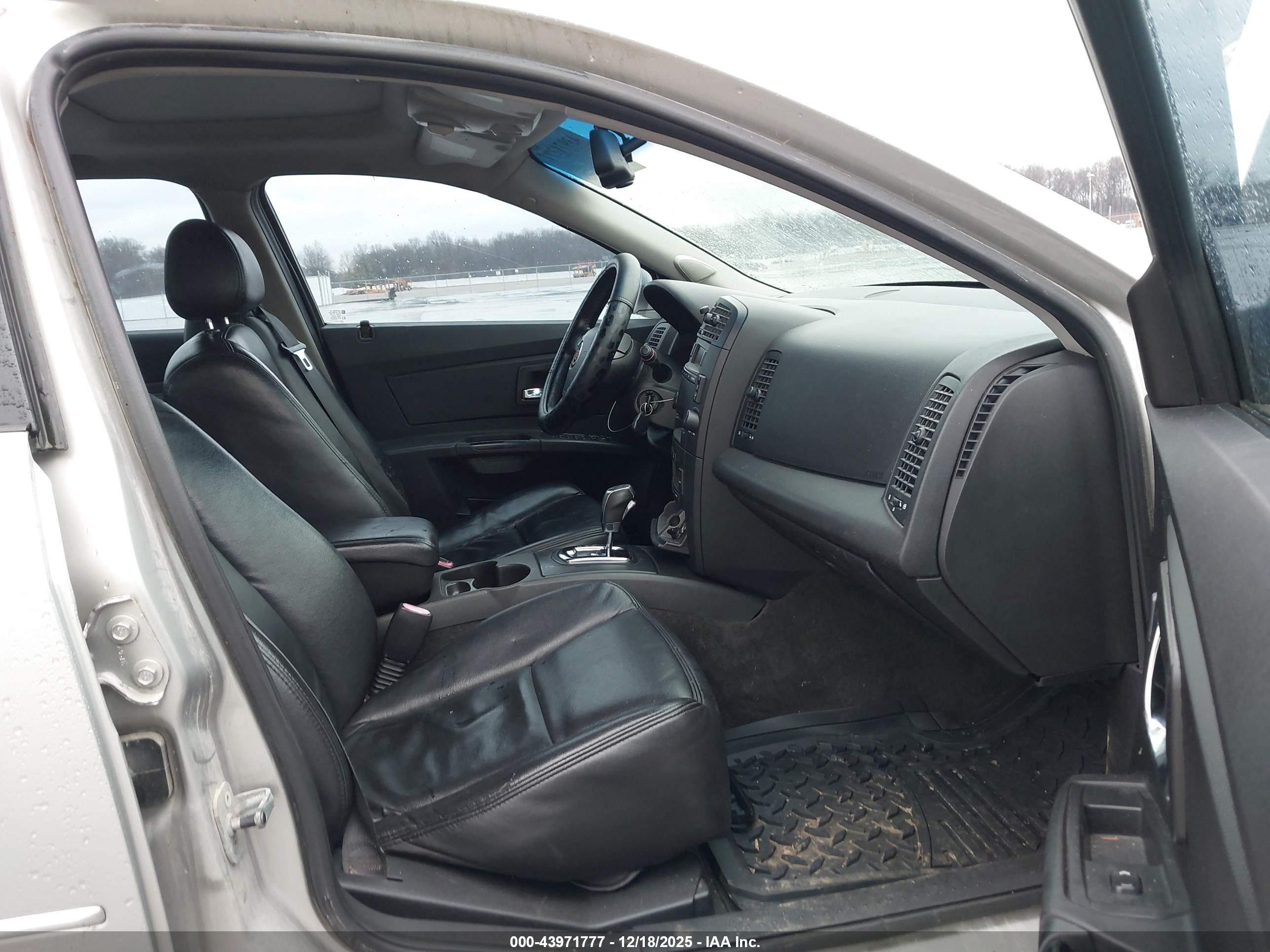 CADILLAC CTS image 5