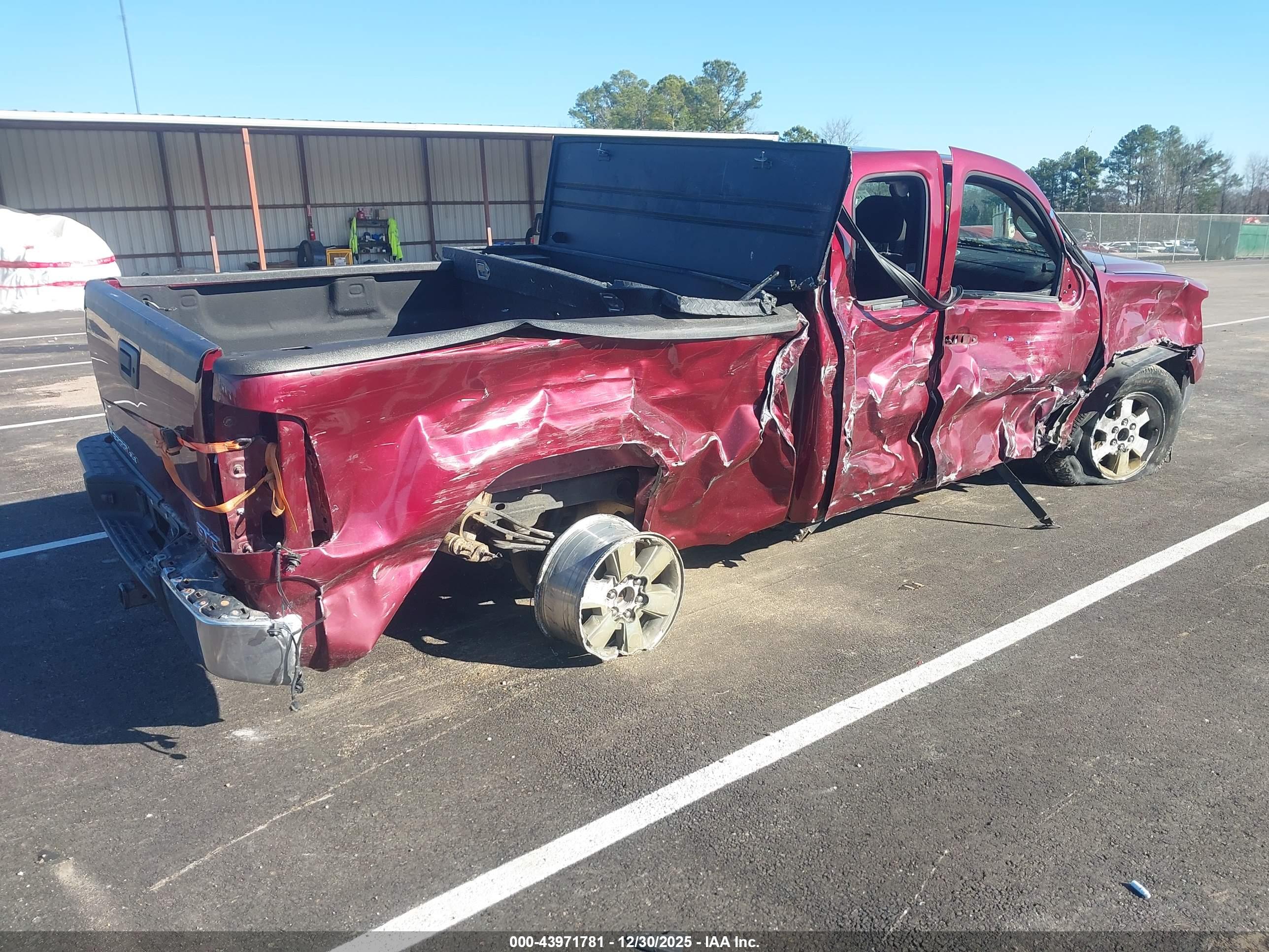 GMC SIERRA image 4