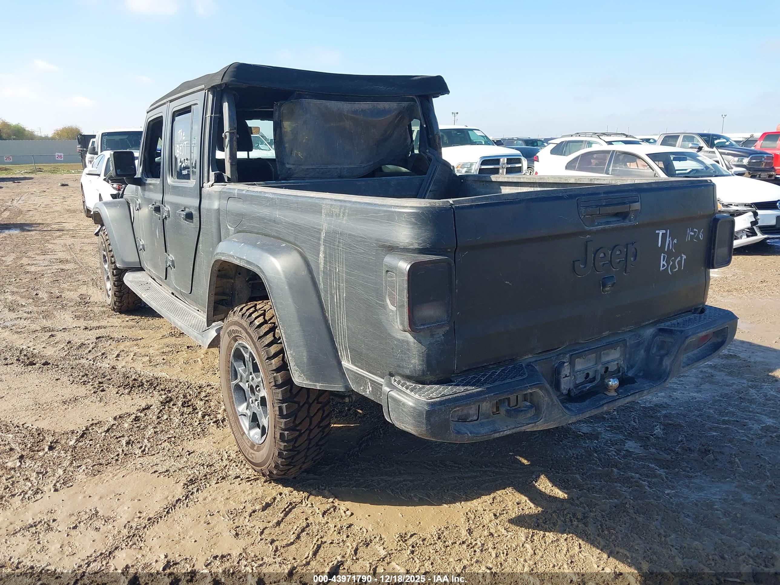 JEEP GLADIATOR image 3