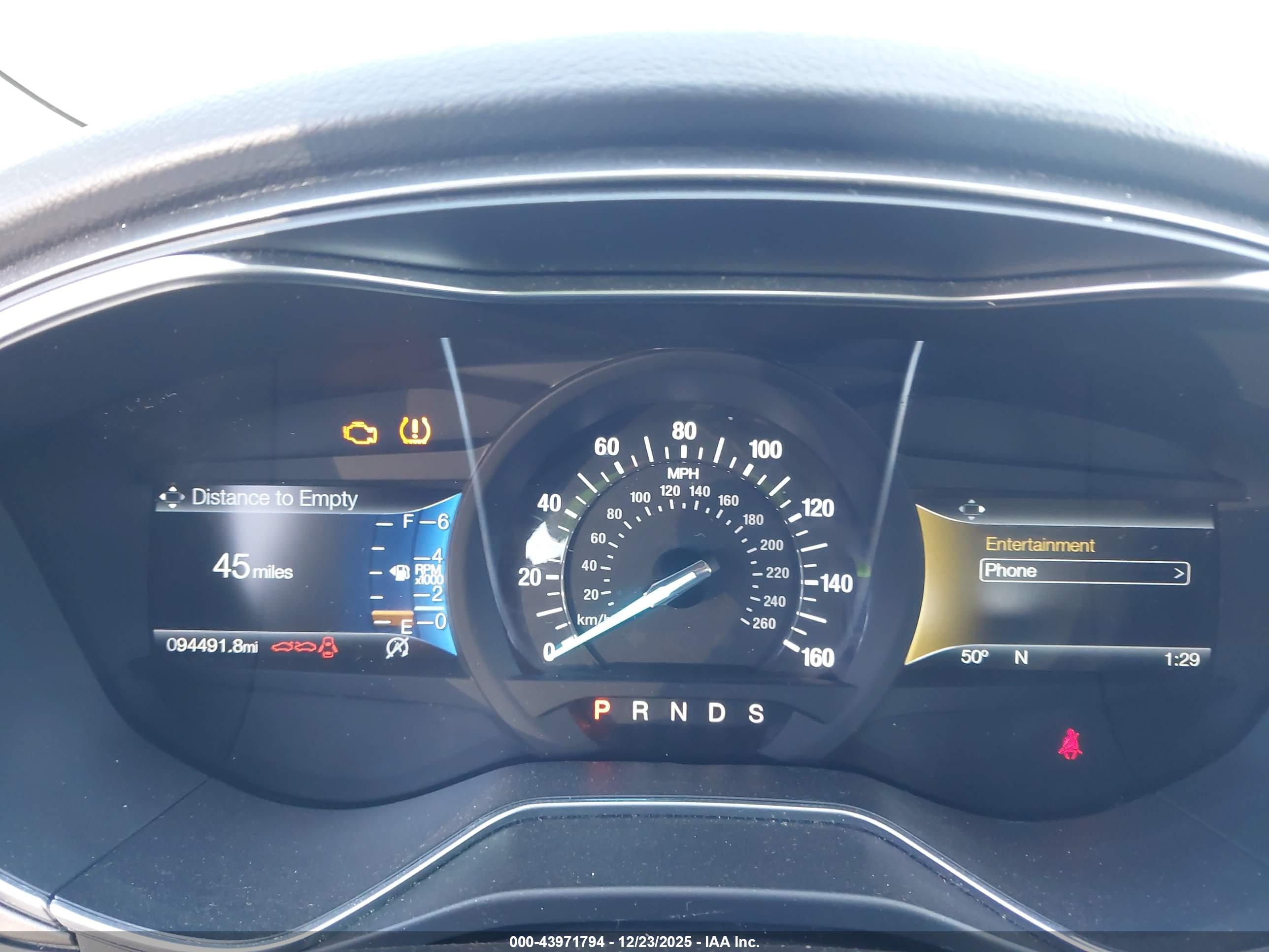 FORD FUSION image 7