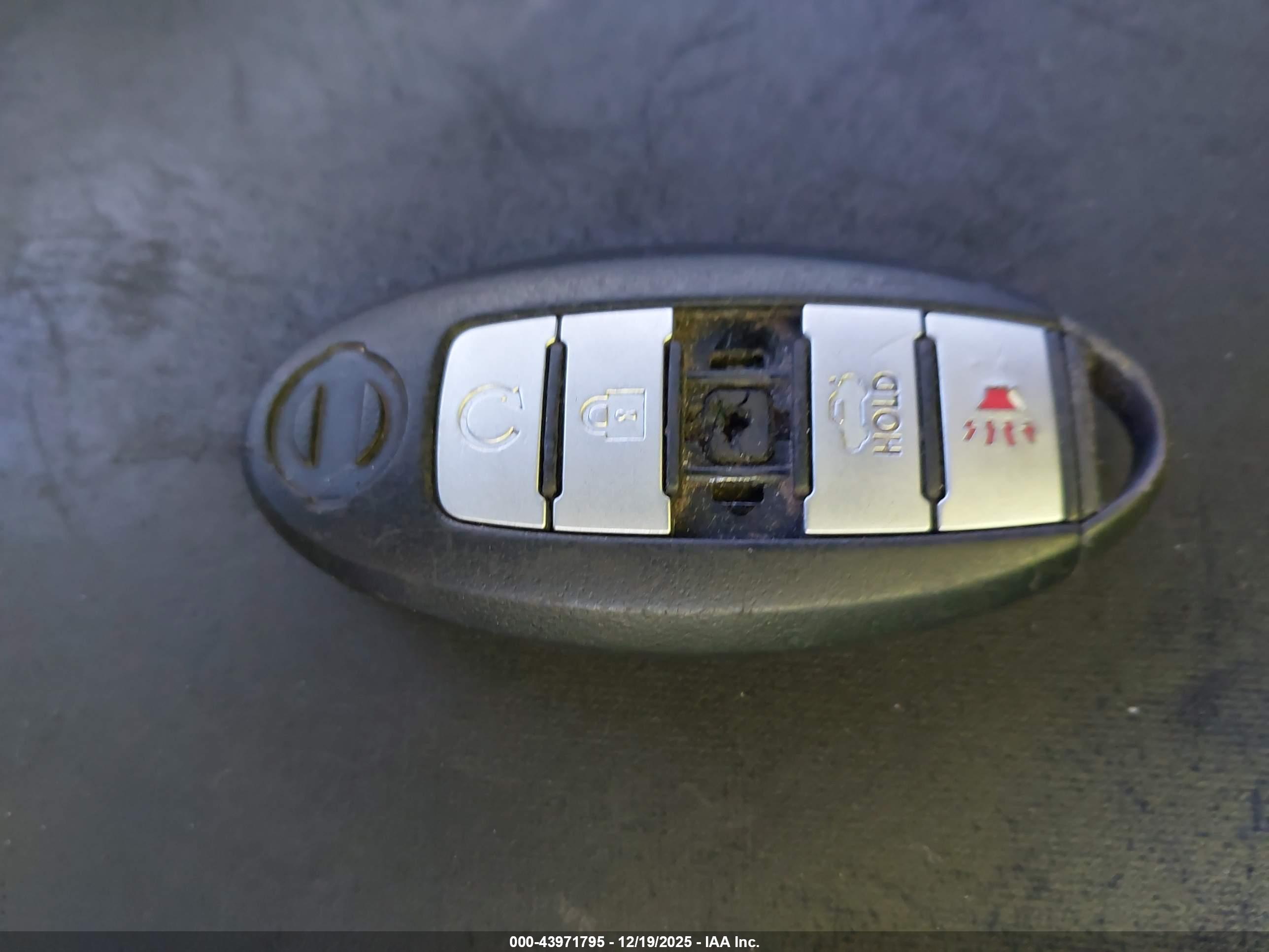 NISSAN ALTIMA image 11