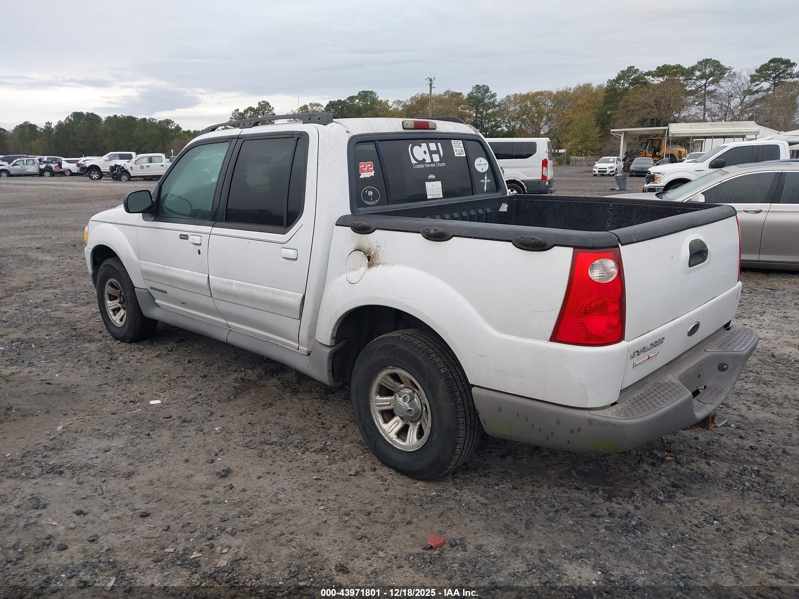 FORD EXPLORER image 3