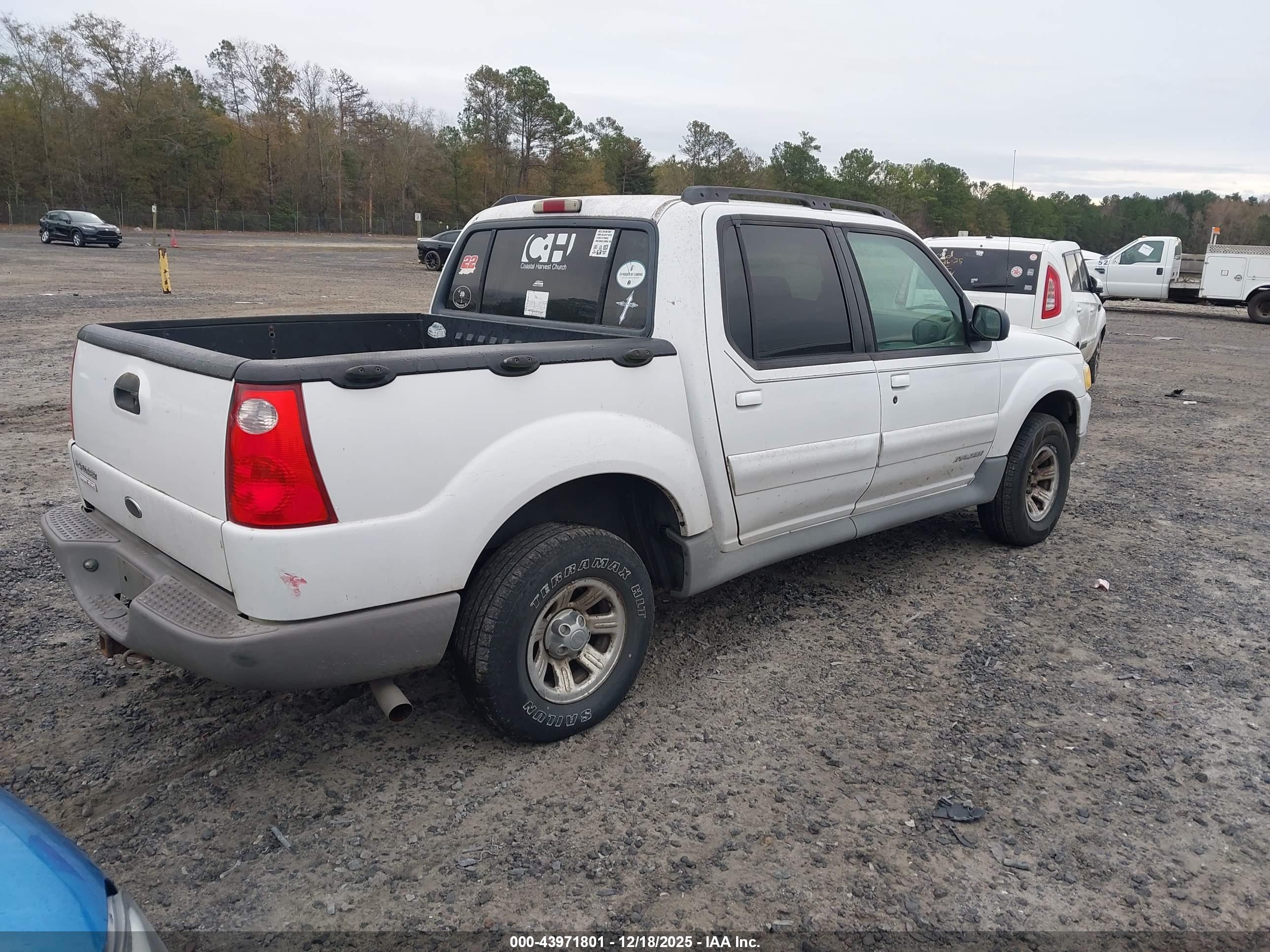 FORD EXPLORER image 4