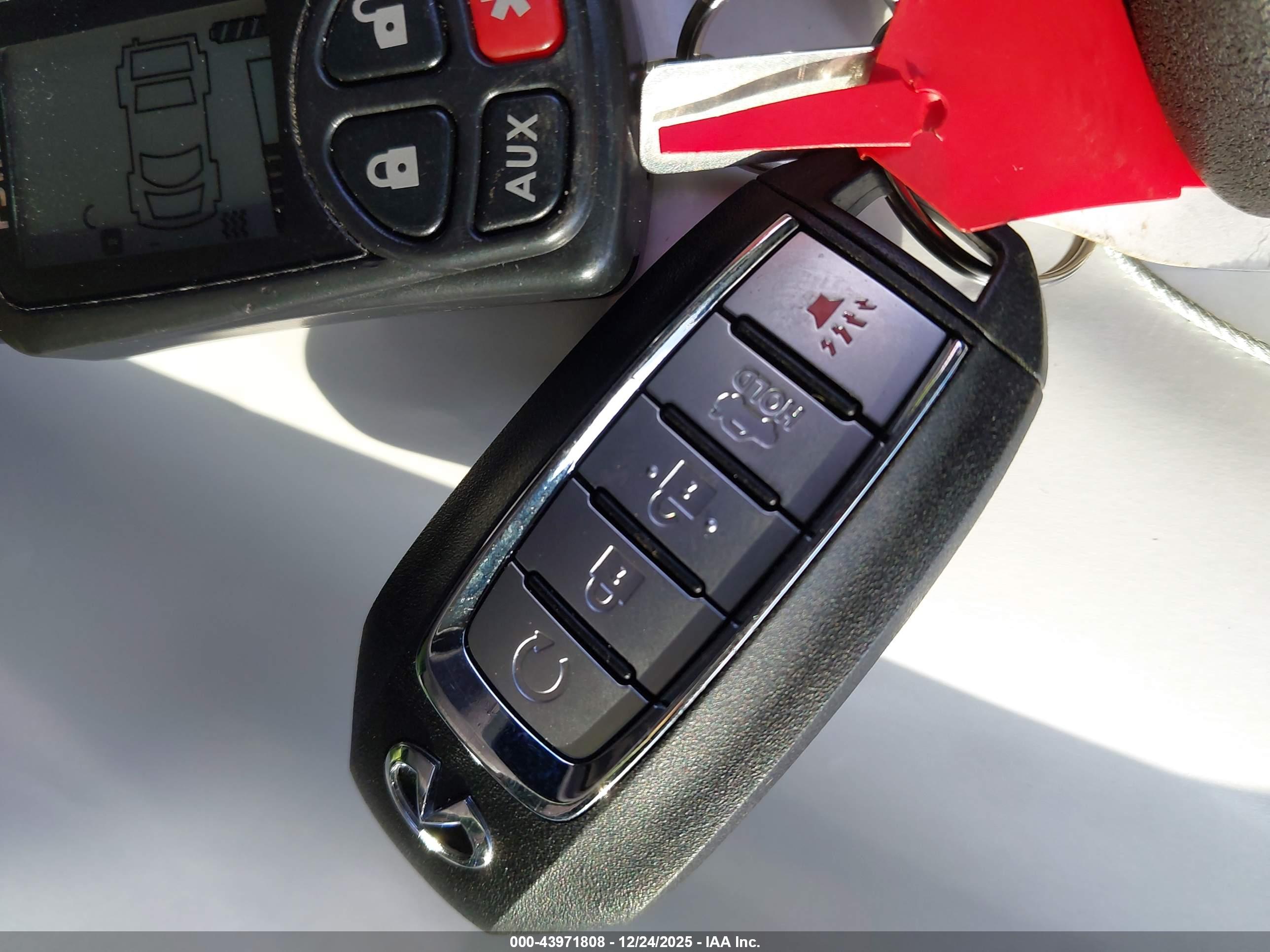 INFINITI Q50 image 11