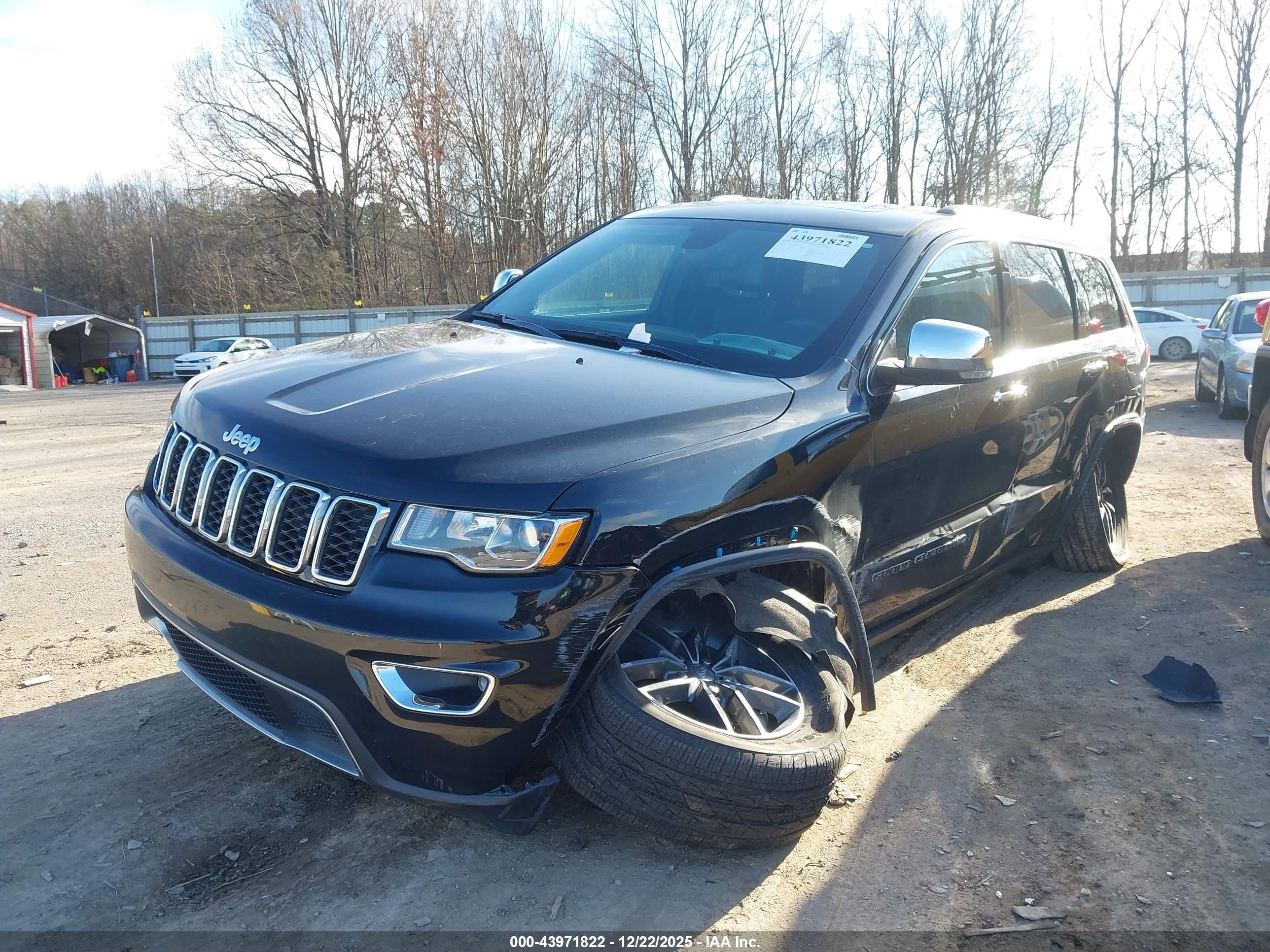 JEEP GRAND image 2