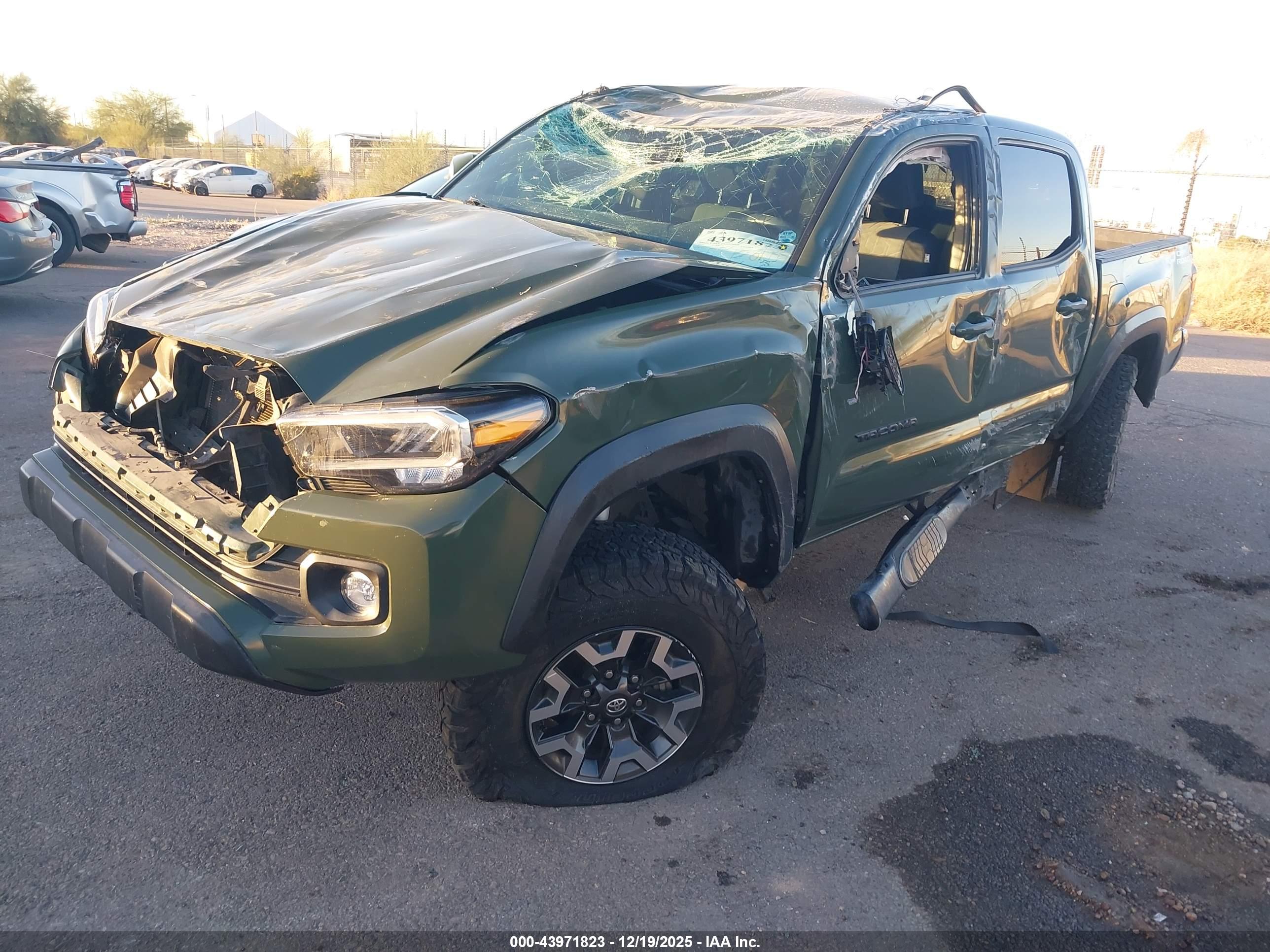TOYOTA TACOMA image 2