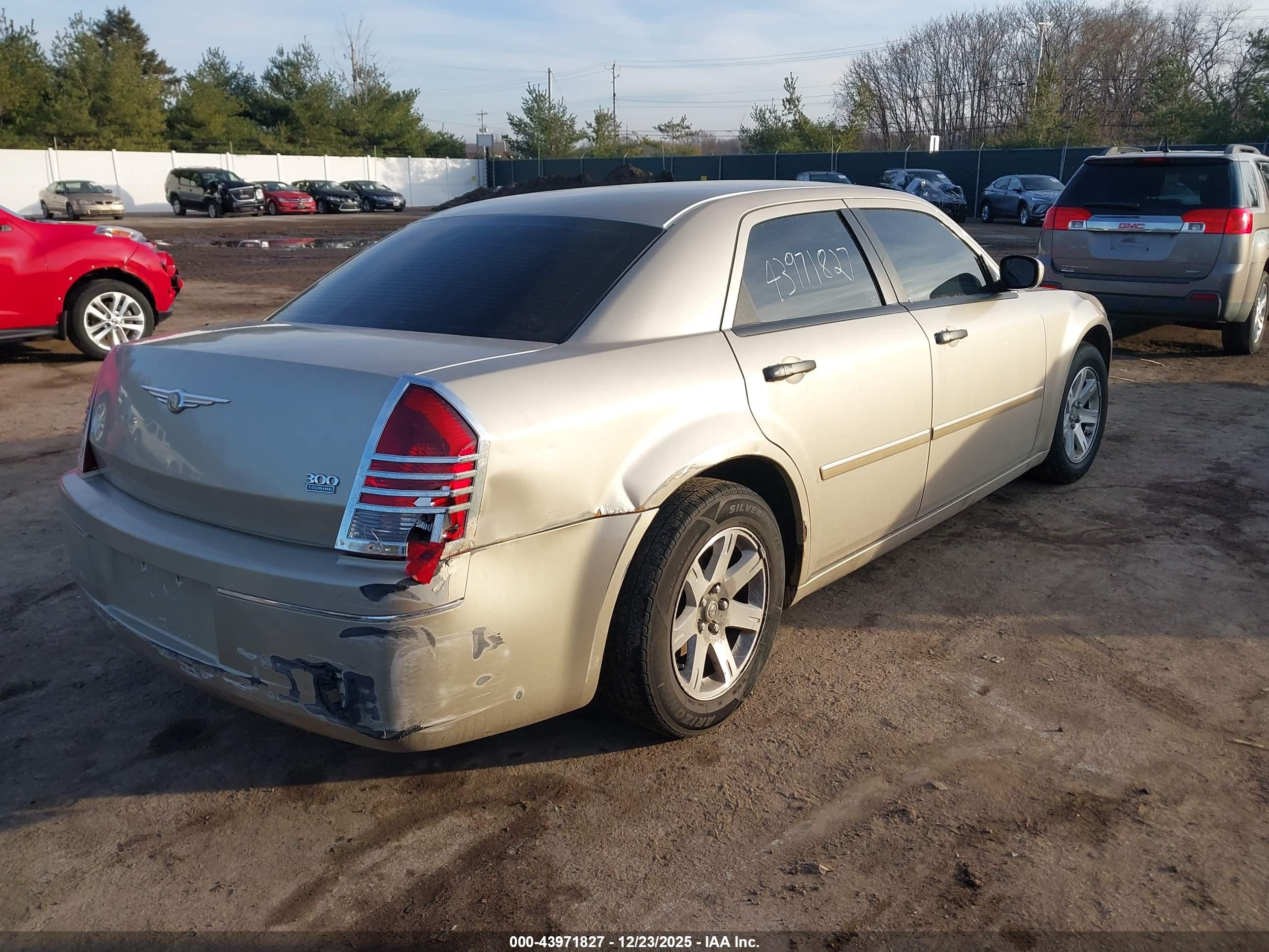 CHRYSLER 300 image 4