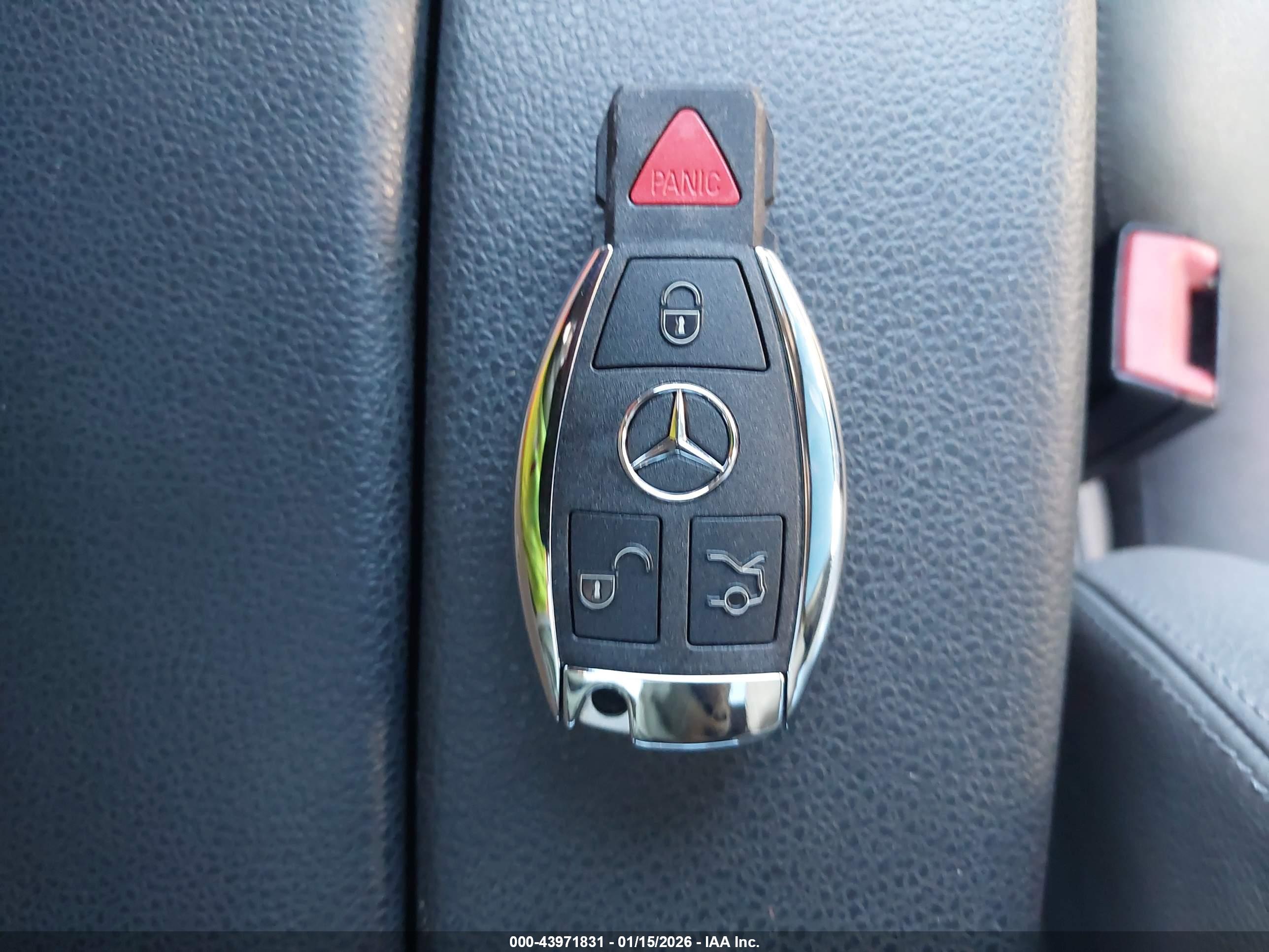 MERCEDES-BENZ C image 11