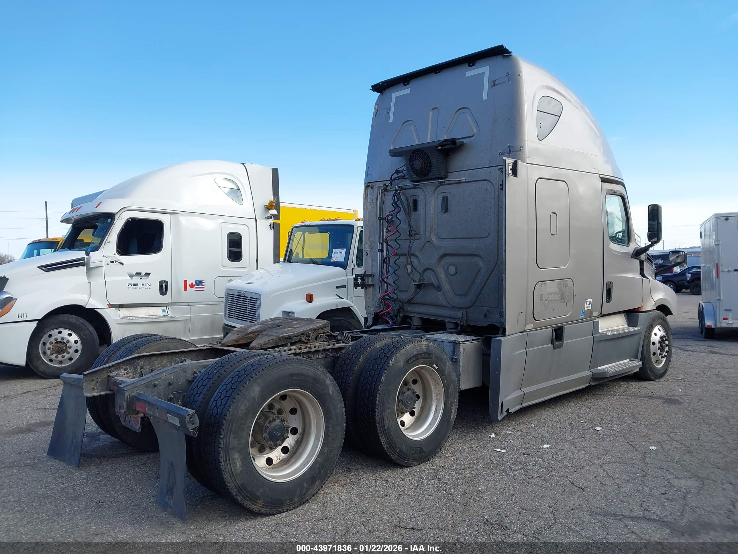 FREIGHTLINER NEW image 4