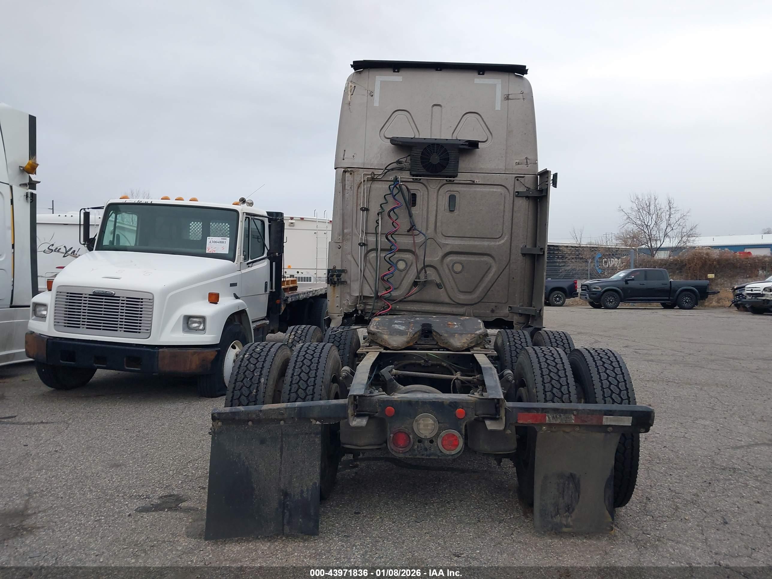 FREIGHTLINER NEW image 8