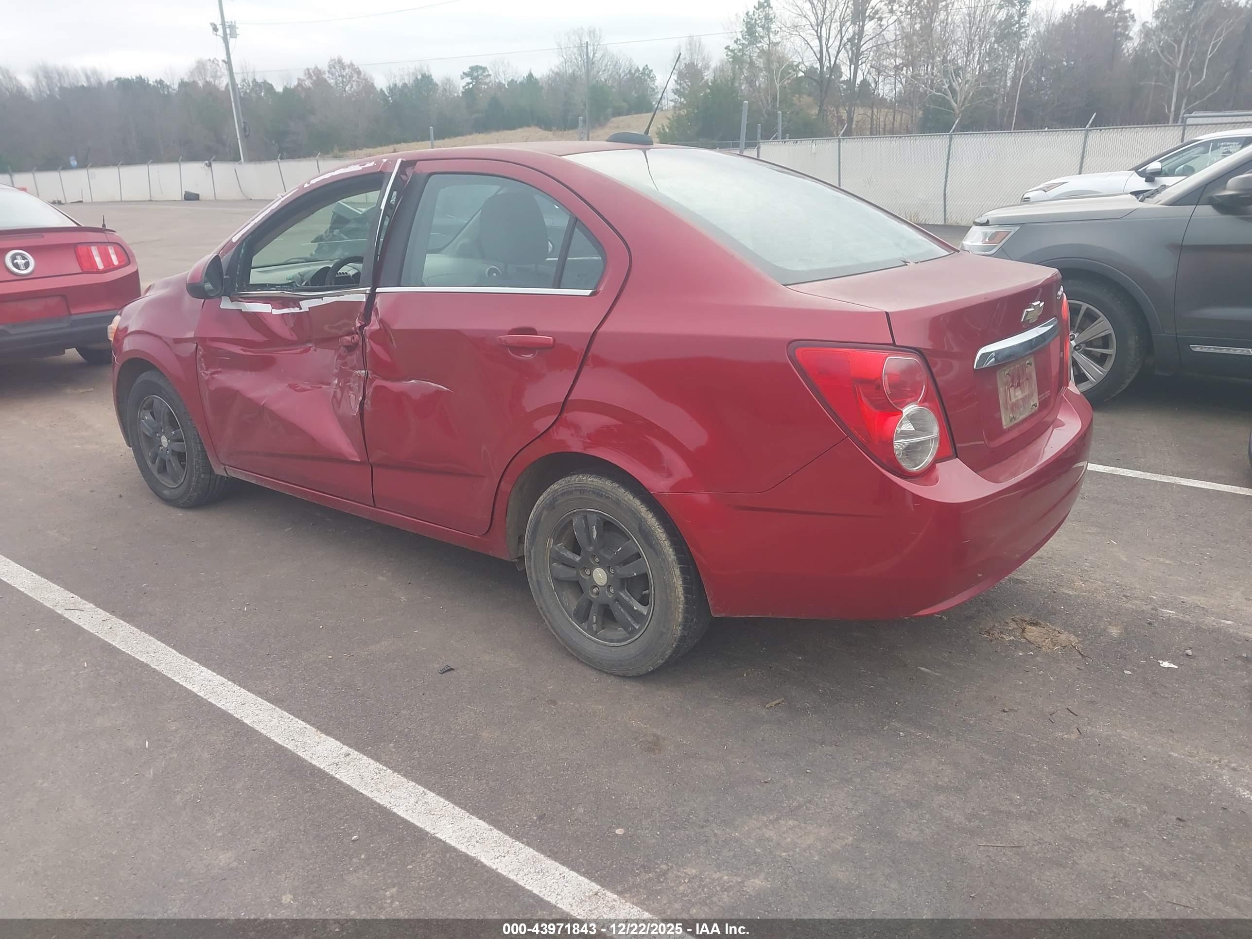 CHEVROLET SONIC image 3