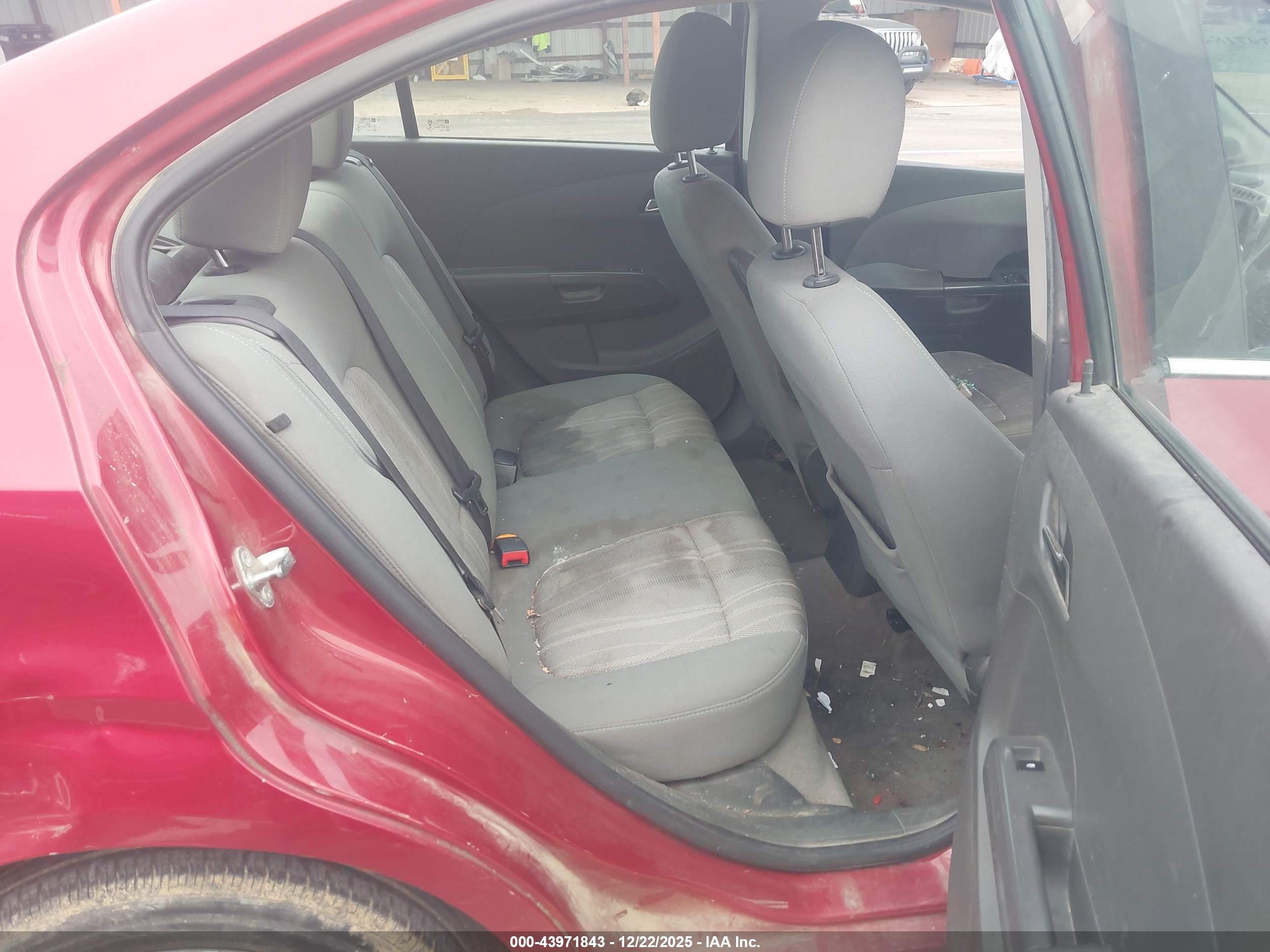 CHEVROLET SONIC image 8