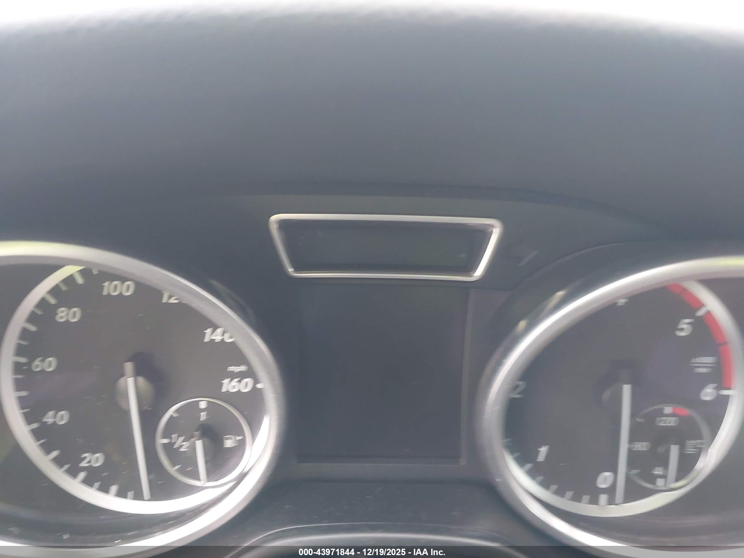 MERCEDES-BENZ ML image 7