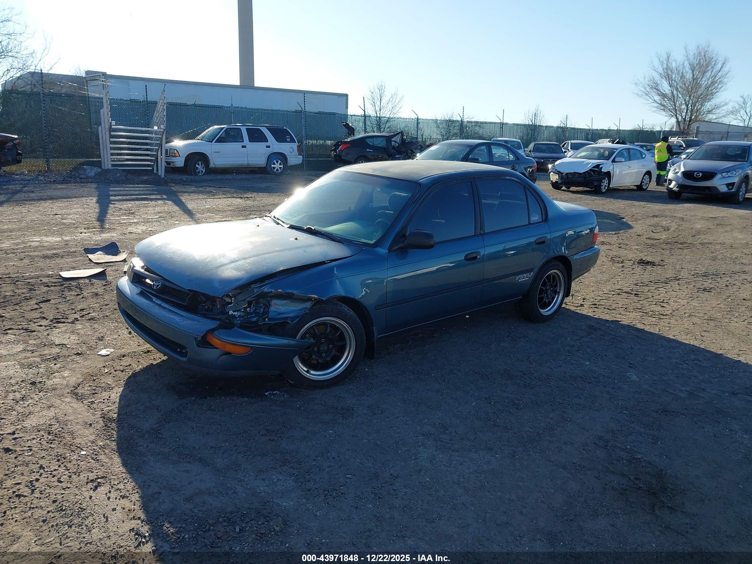 TOYOTA COROLLA image 2