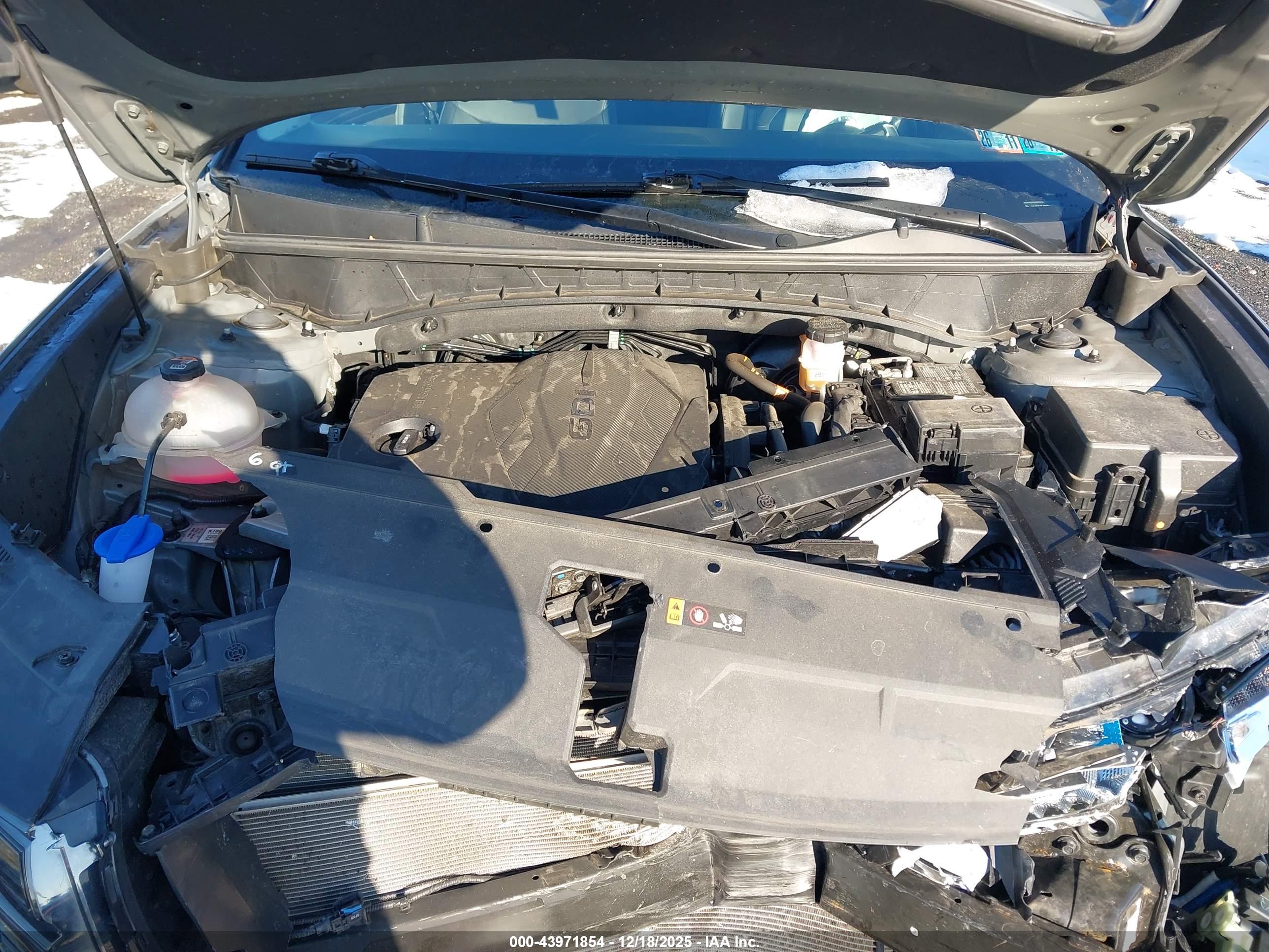 HYUNDAI TUCSON image 10