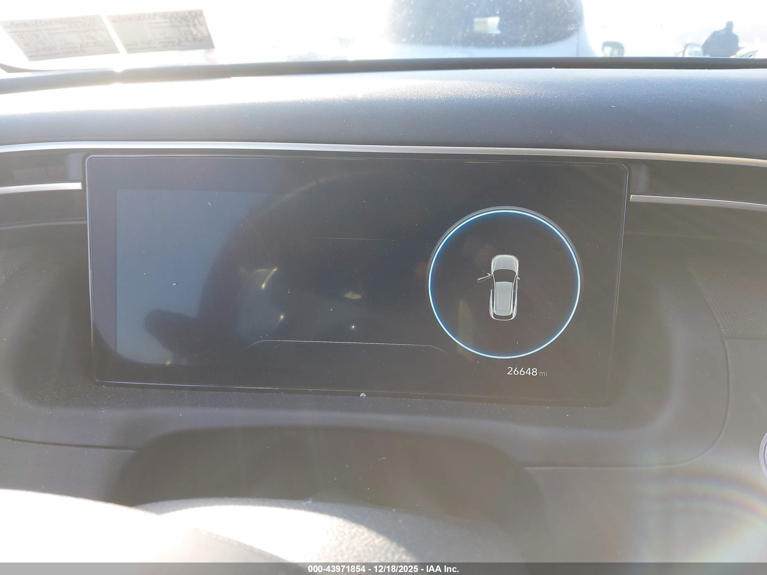 HYUNDAI TUCSON image 7