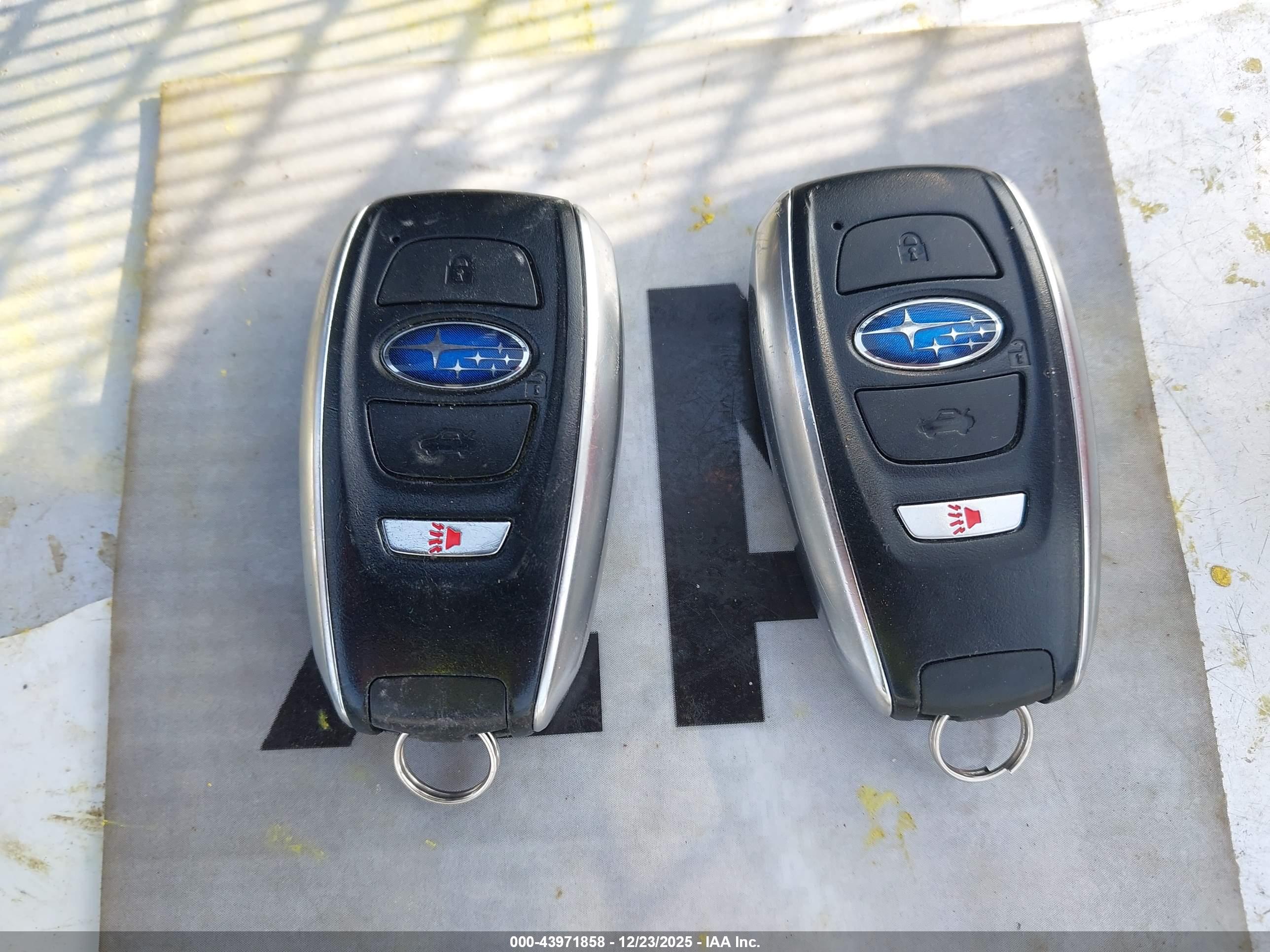 SUBARU OUTBACK image 11