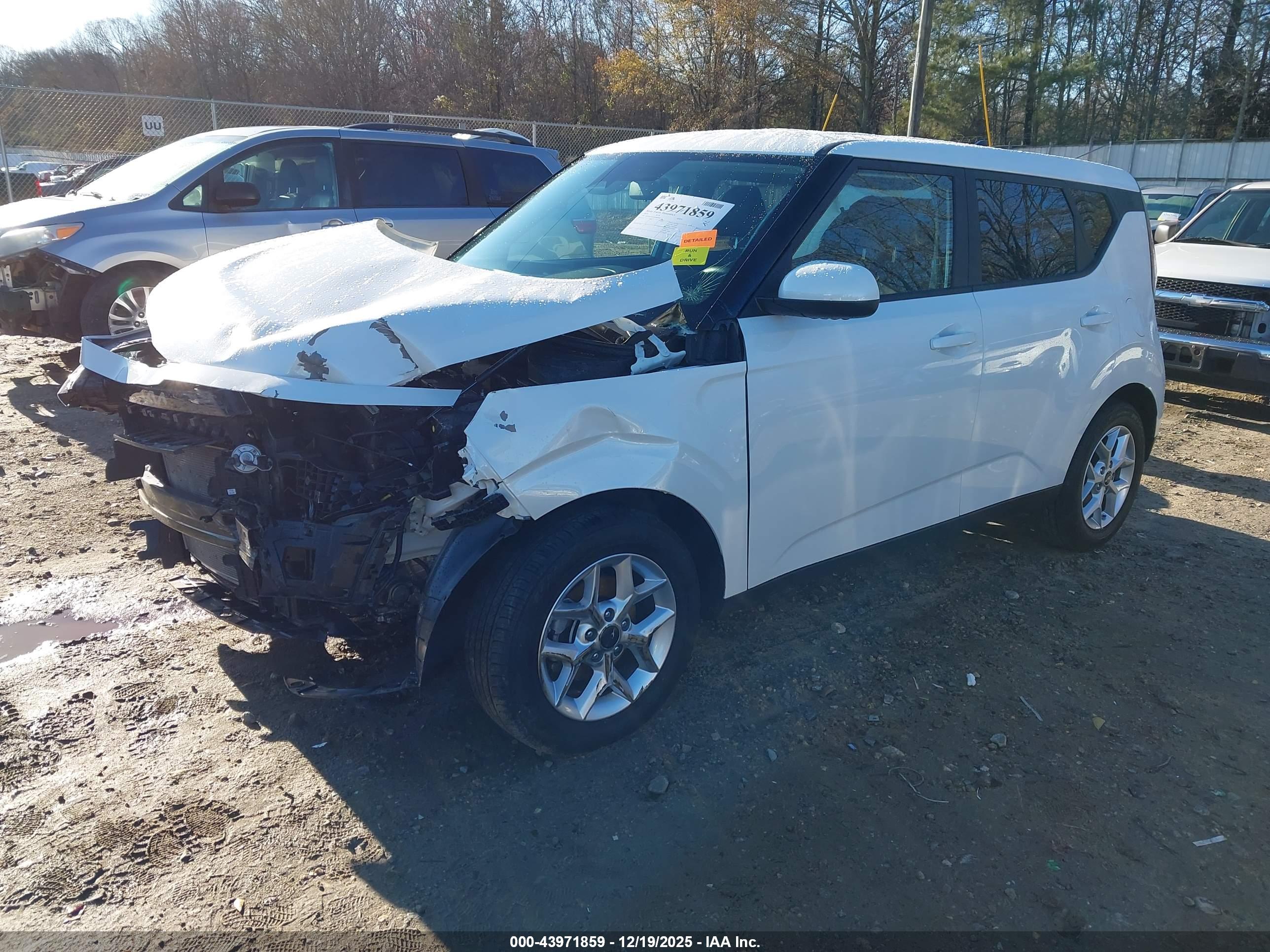 KIA SOUL image 2