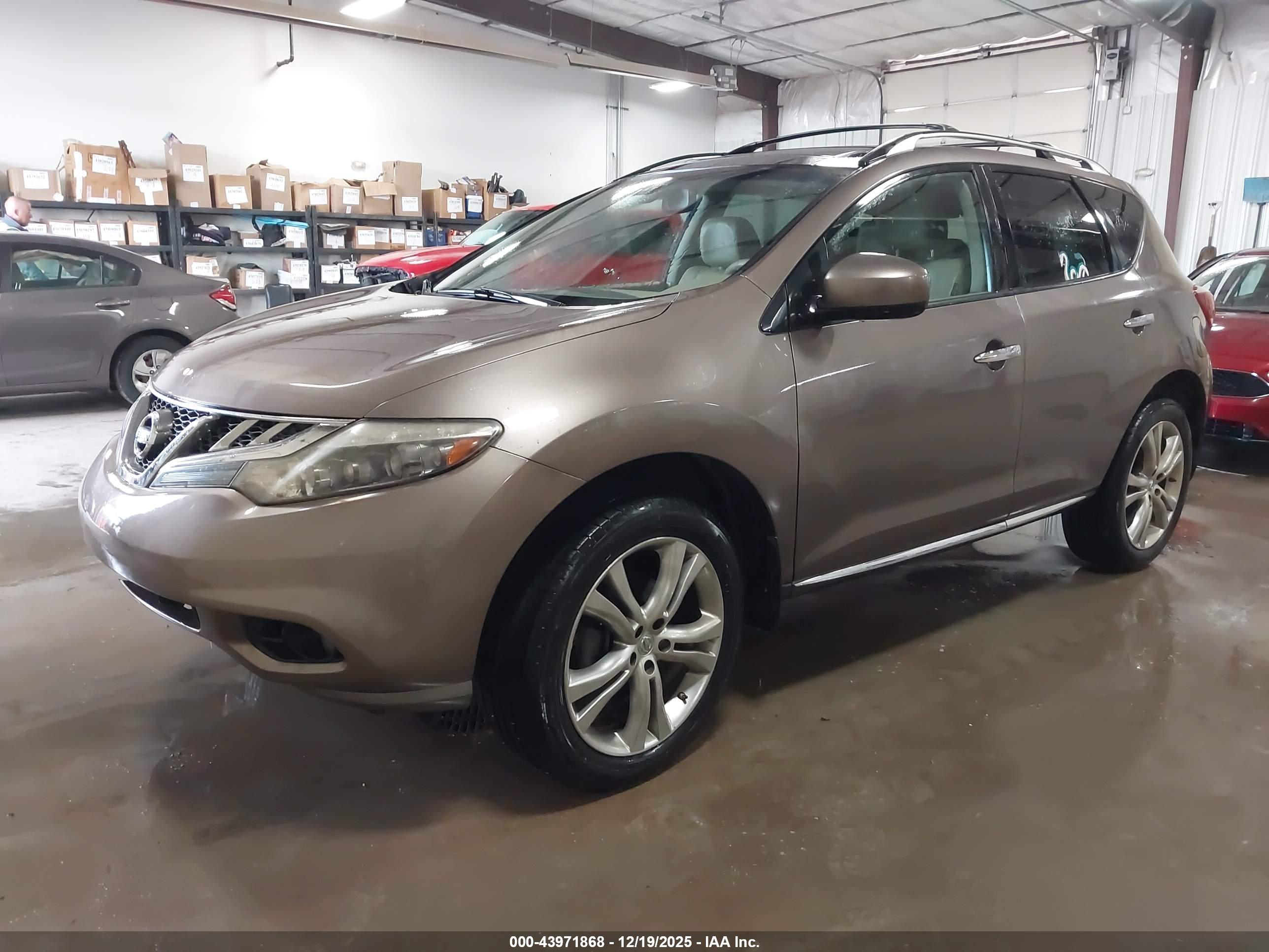 NISSAN MURANO image 2