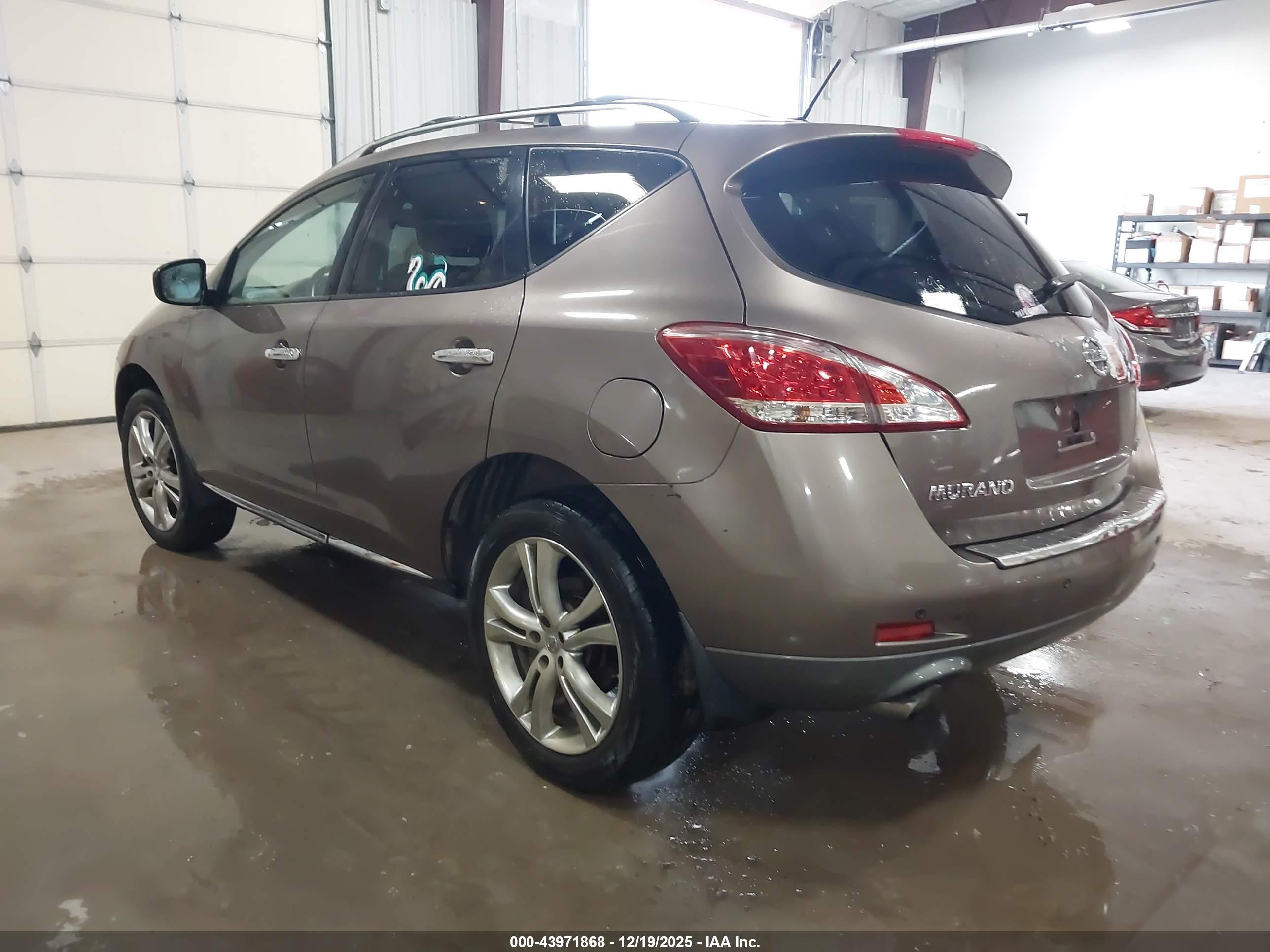 NISSAN MURANO image 3
