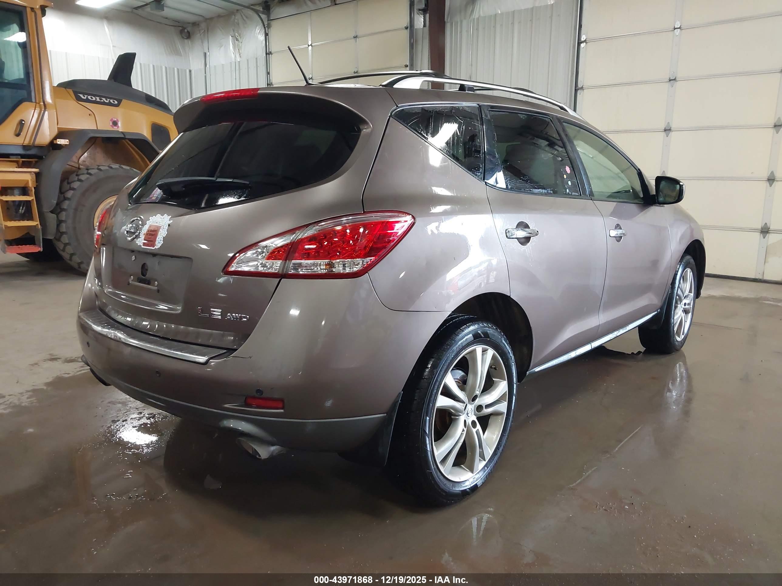 NISSAN MURANO image 4