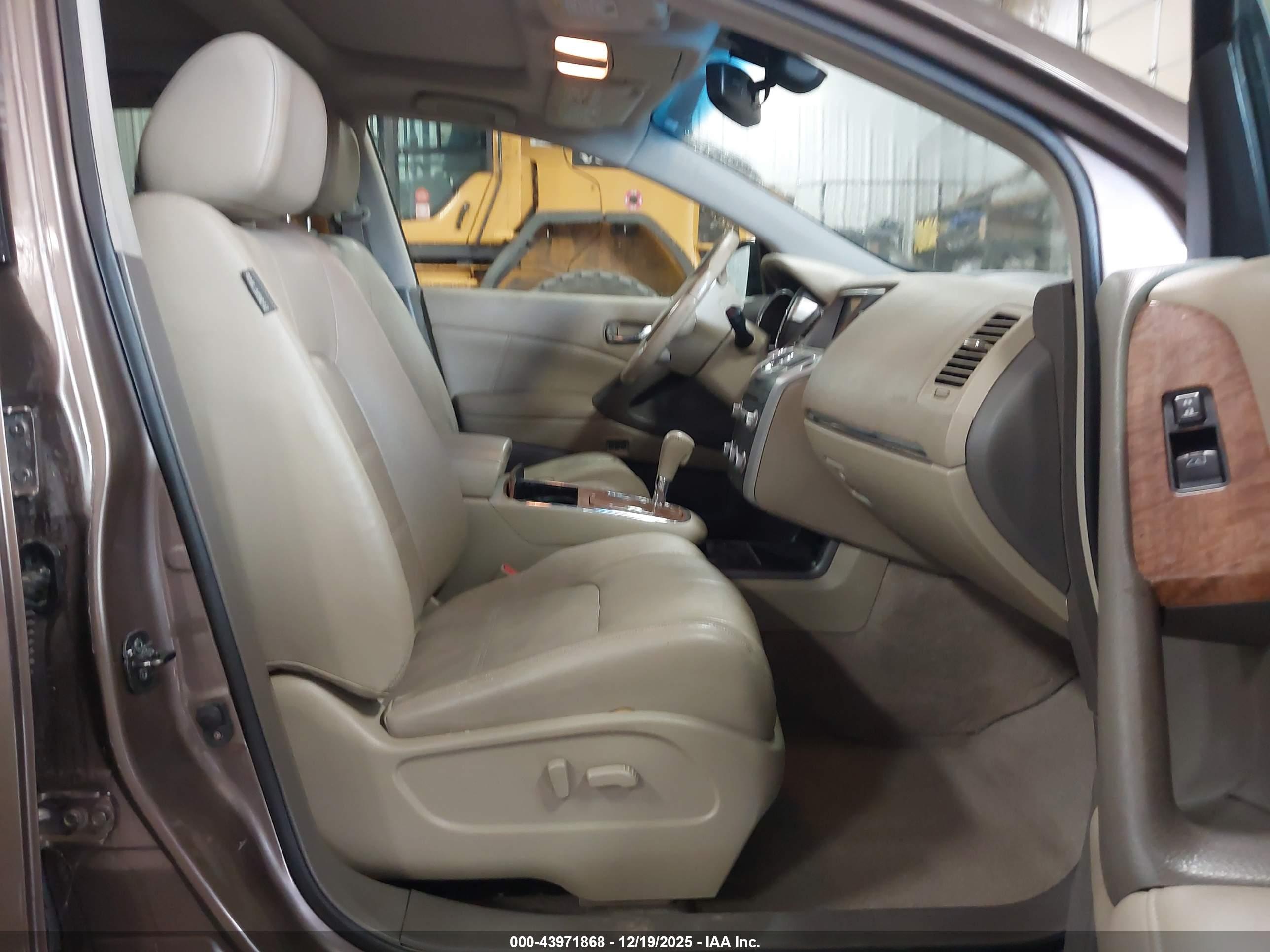 NISSAN MURANO image 5