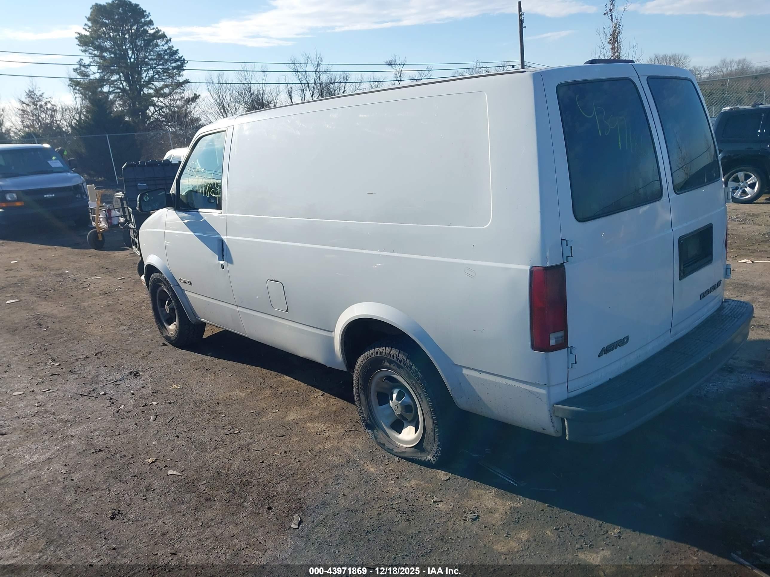 CHEVROLET ASTRO image 3