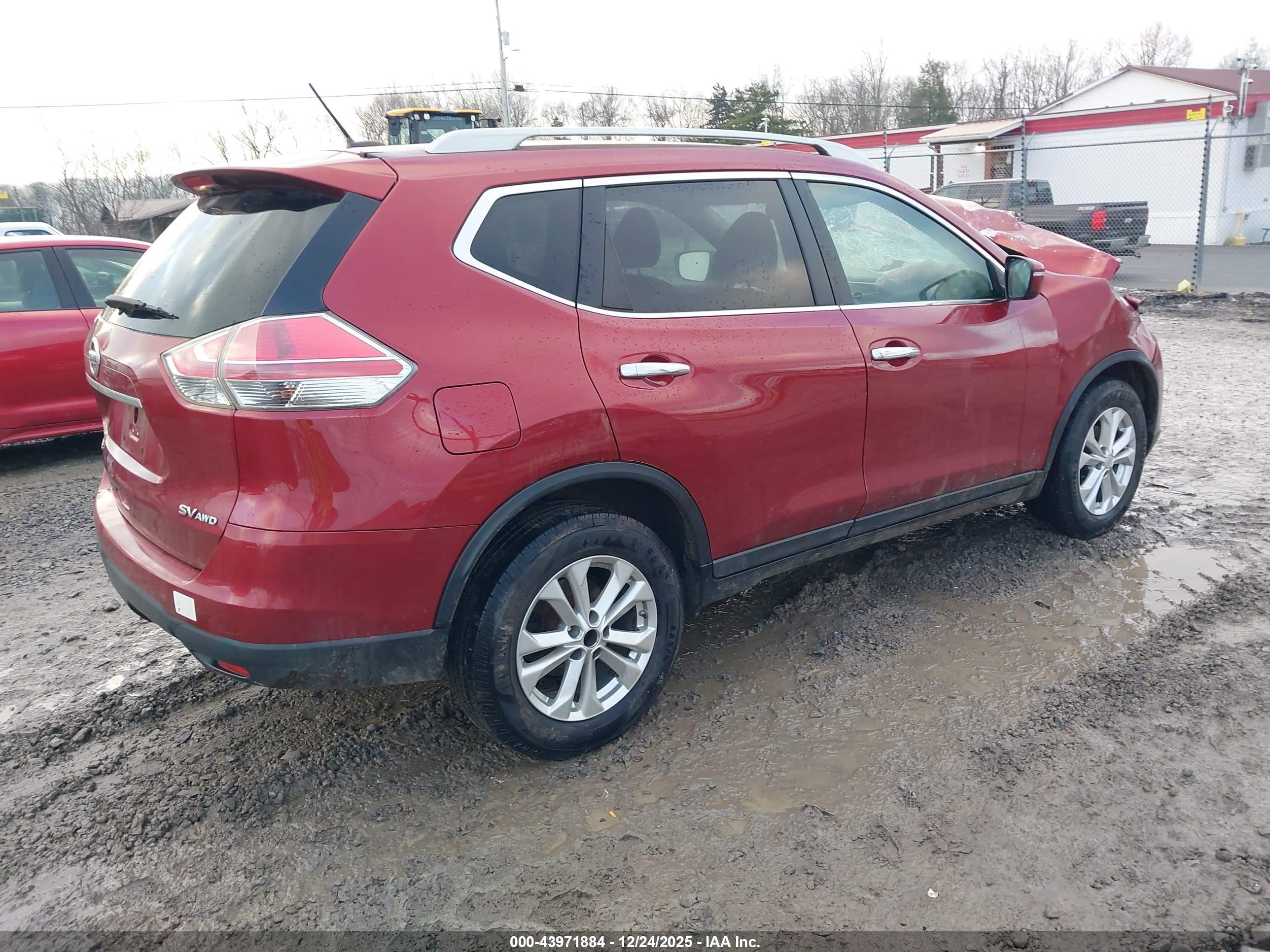 NISSAN ROGUE image 4