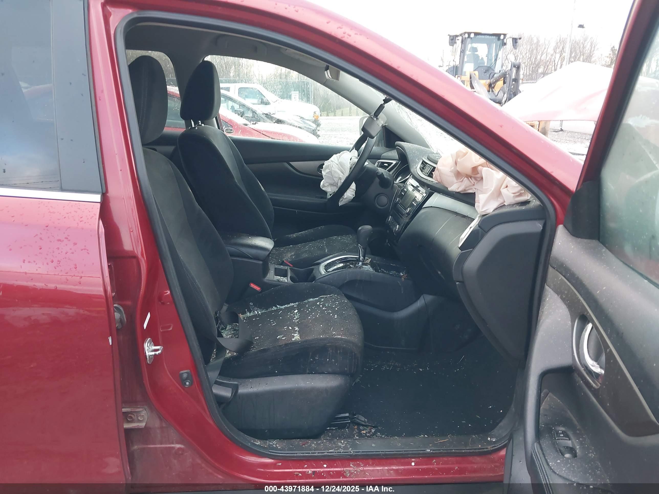 NISSAN ROGUE image 5
