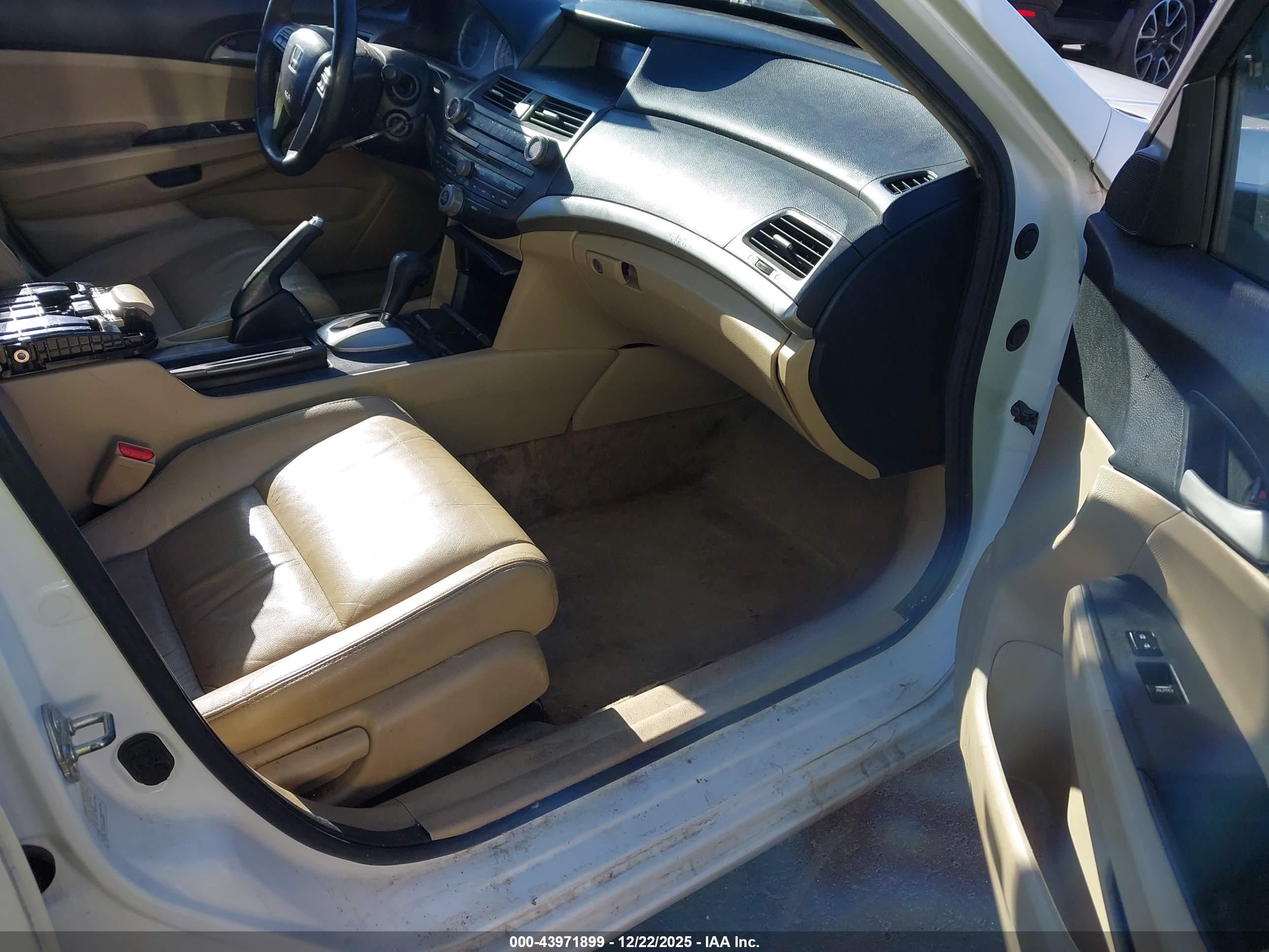 HONDA ACCORD image 5