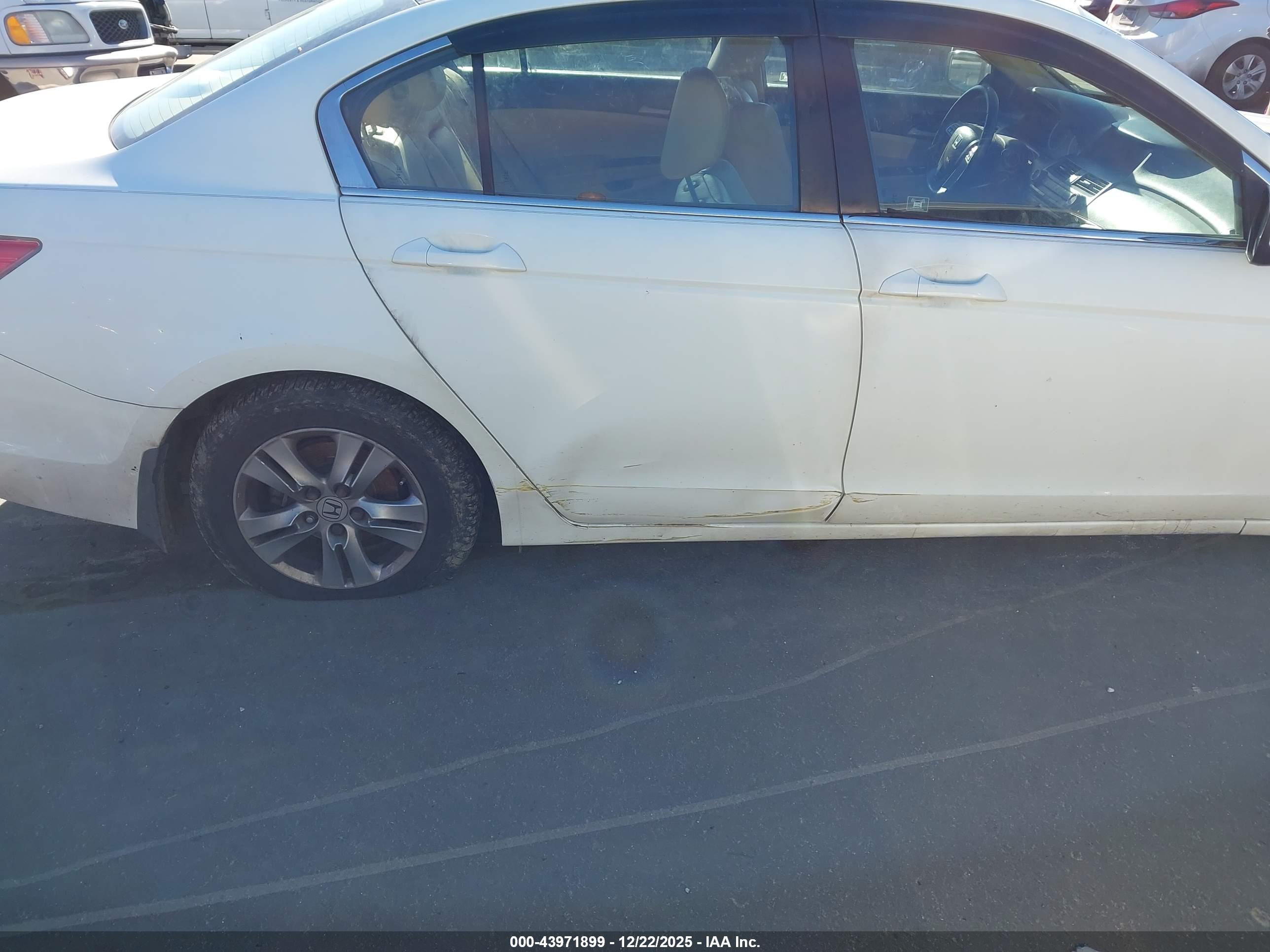 HONDA ACCORD image 6