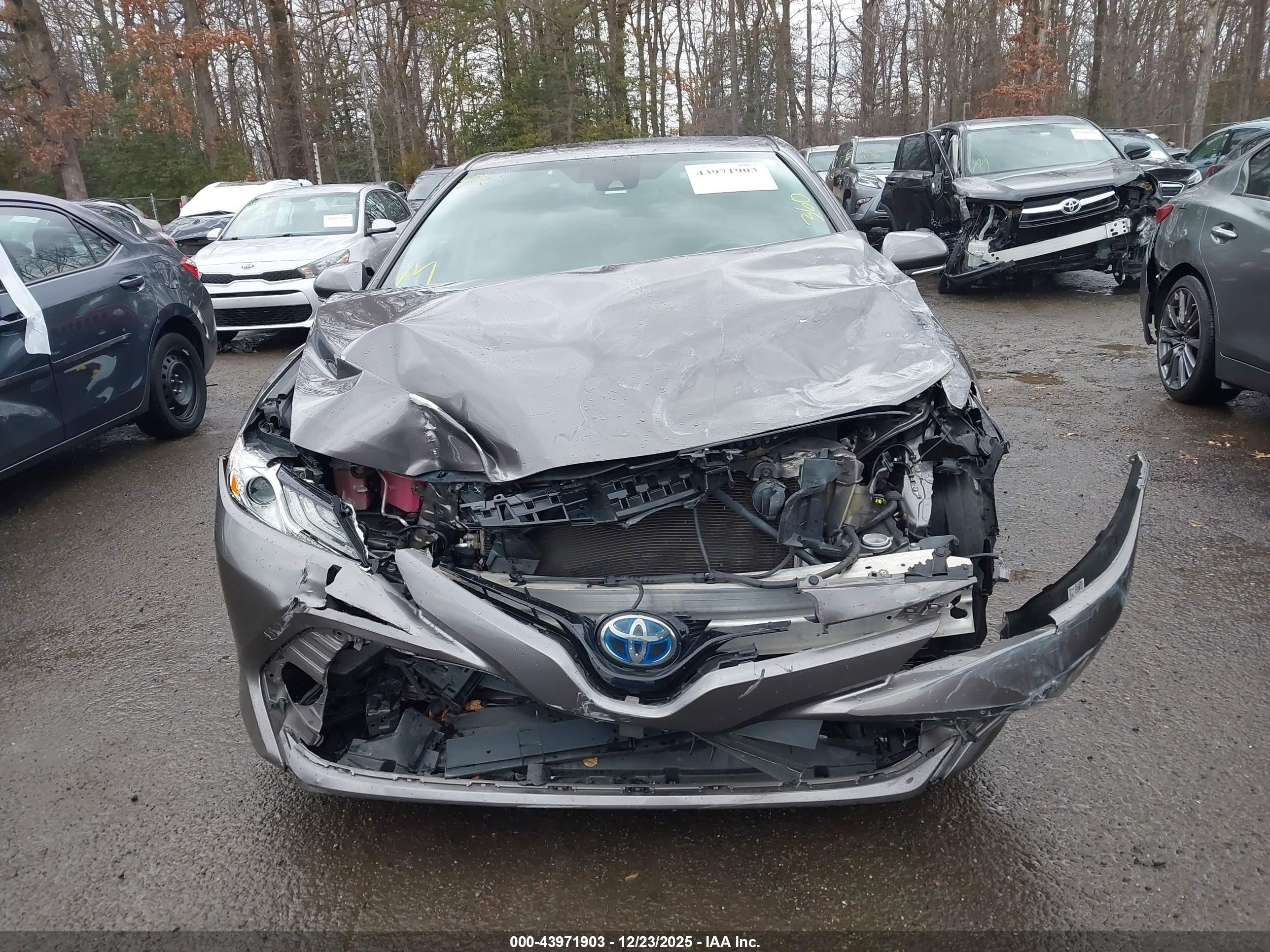 TOYOTA CAMRY image 6