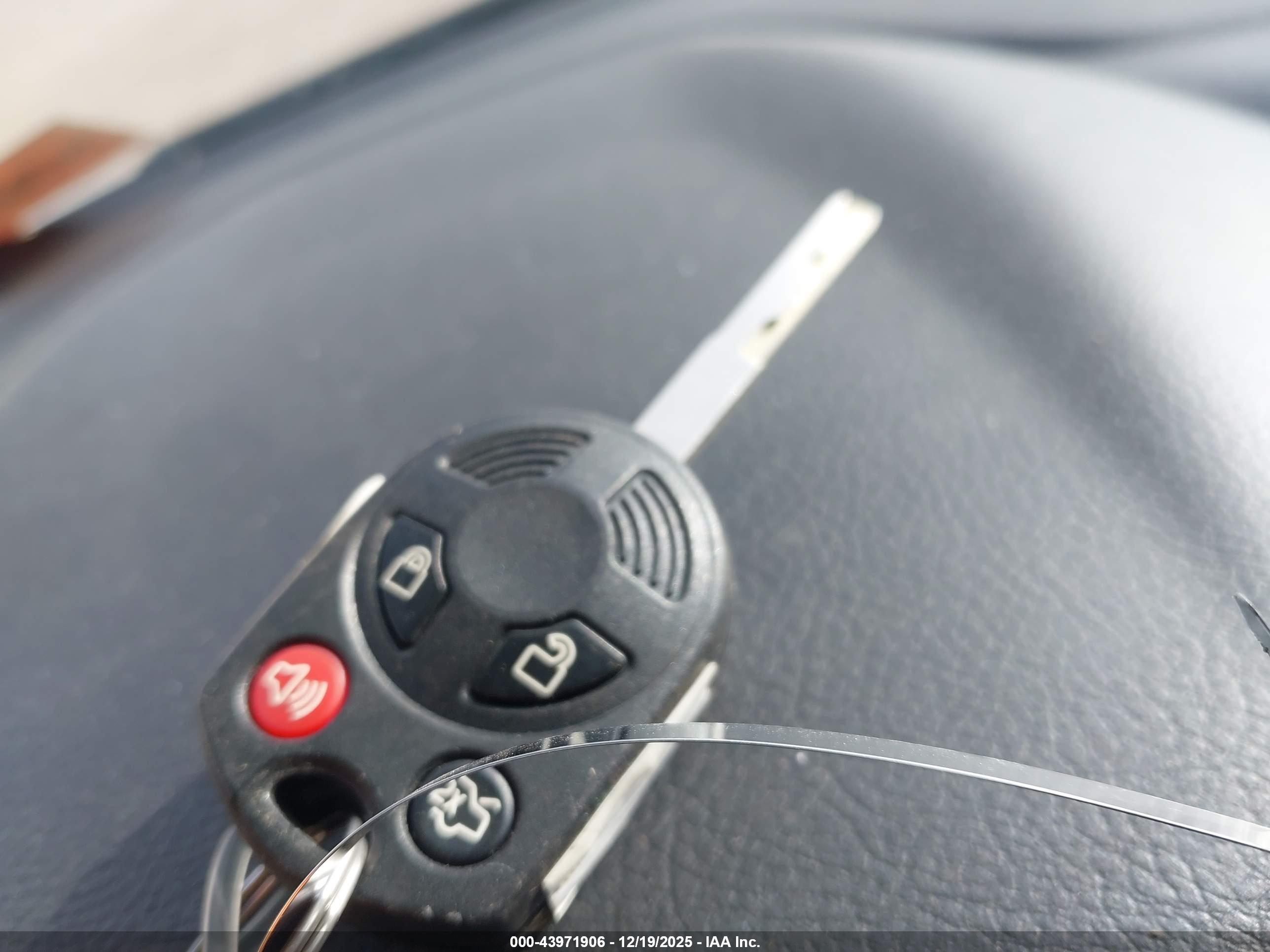 FORD FOCUS image 11
