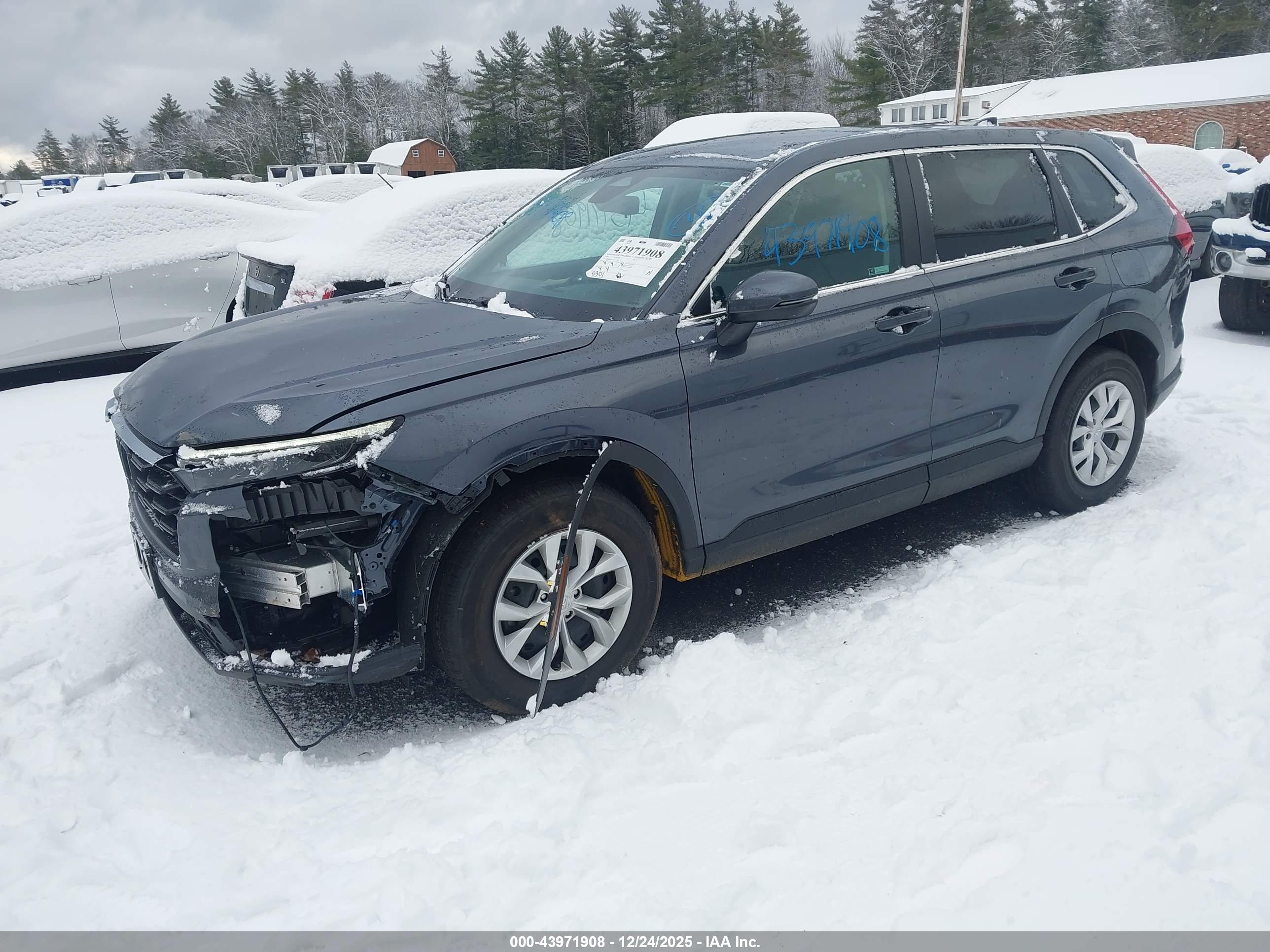 HONDA CR-V image 2
