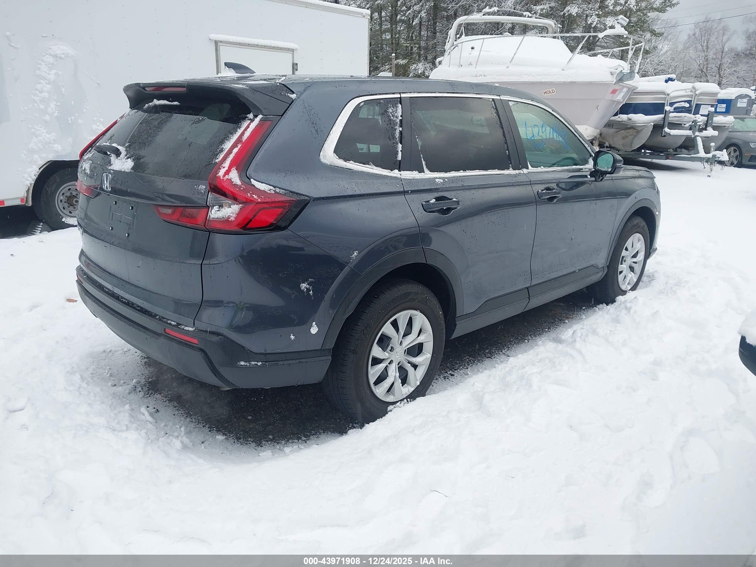 HONDA CR-V image 4