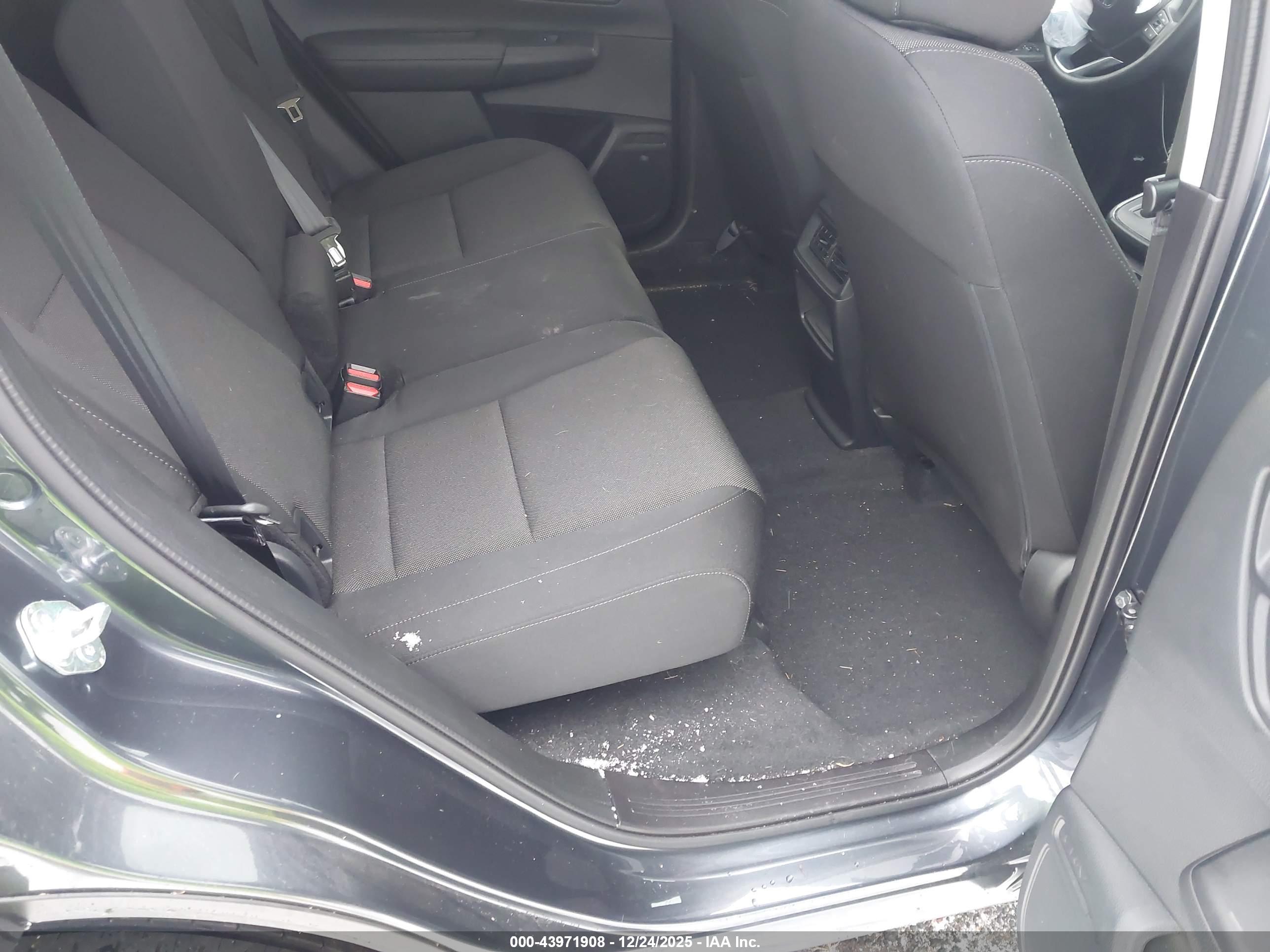 HONDA CR-V image 8