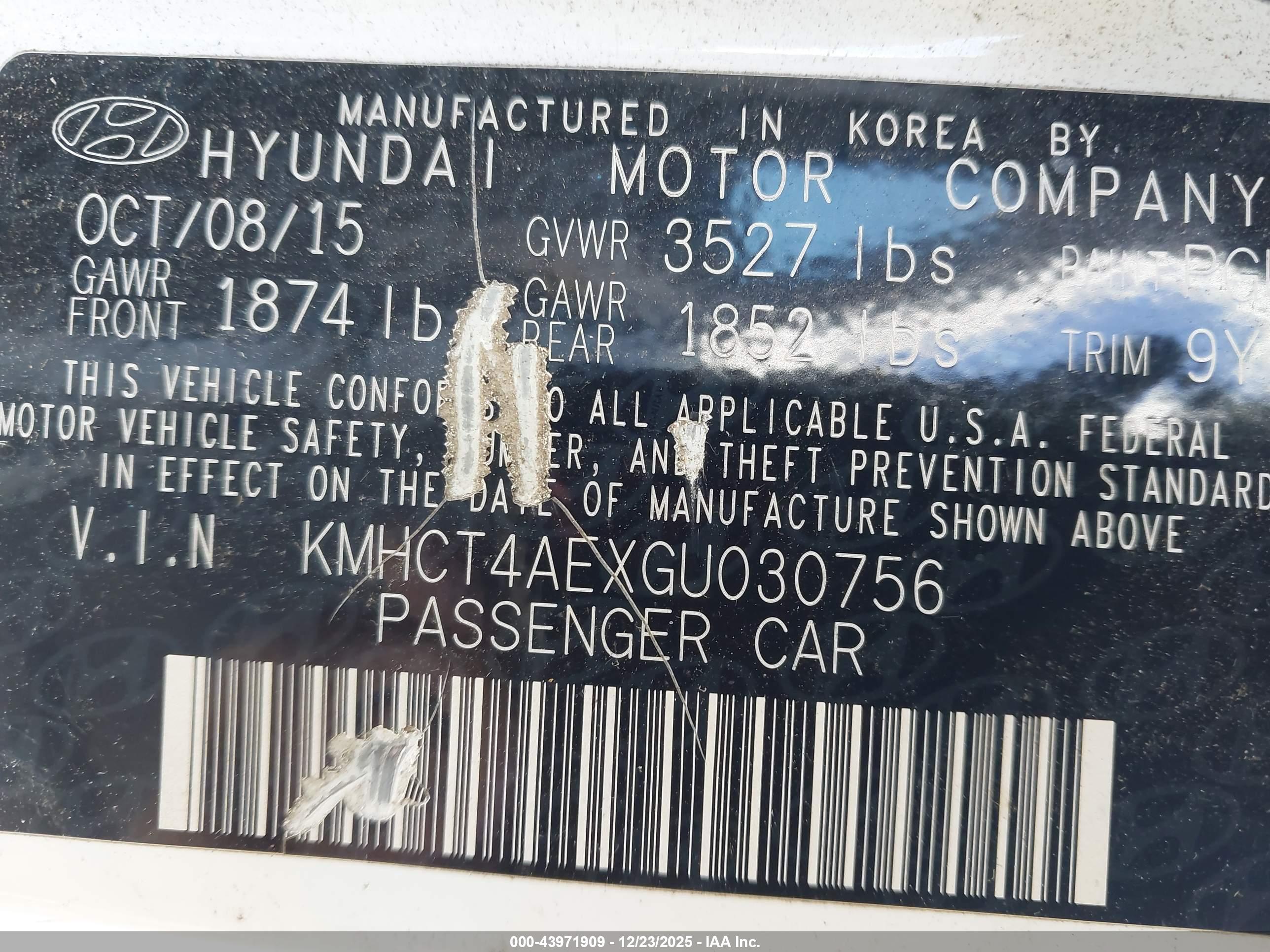 HYUNDAI ACCENT image 9