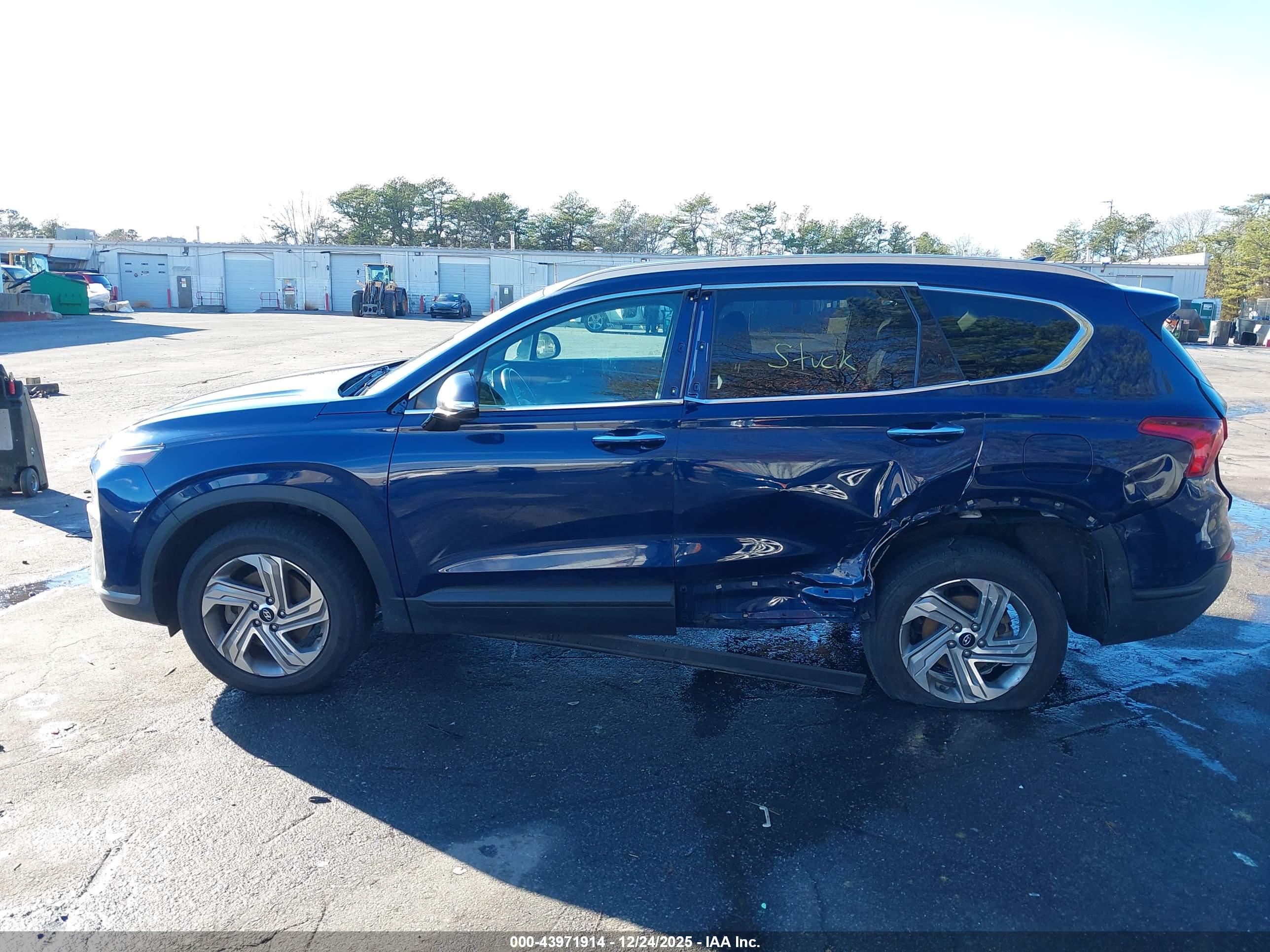 HYUNDAI SANTA image 6