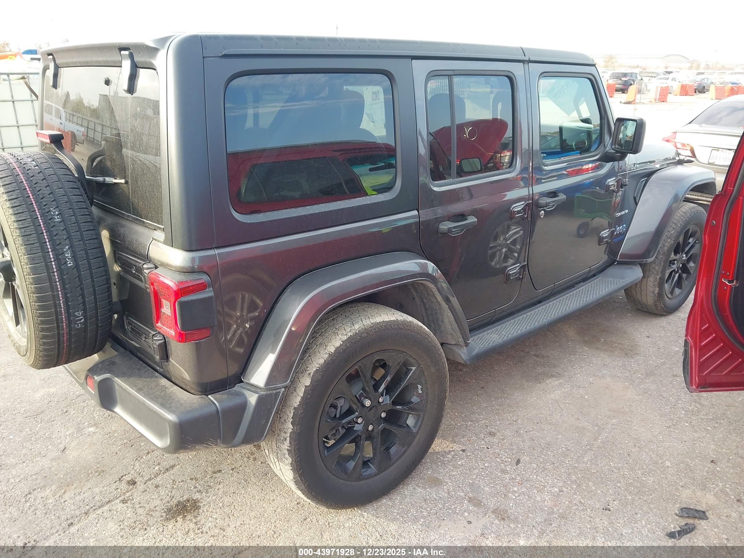 JEEP WRANGLER image 4