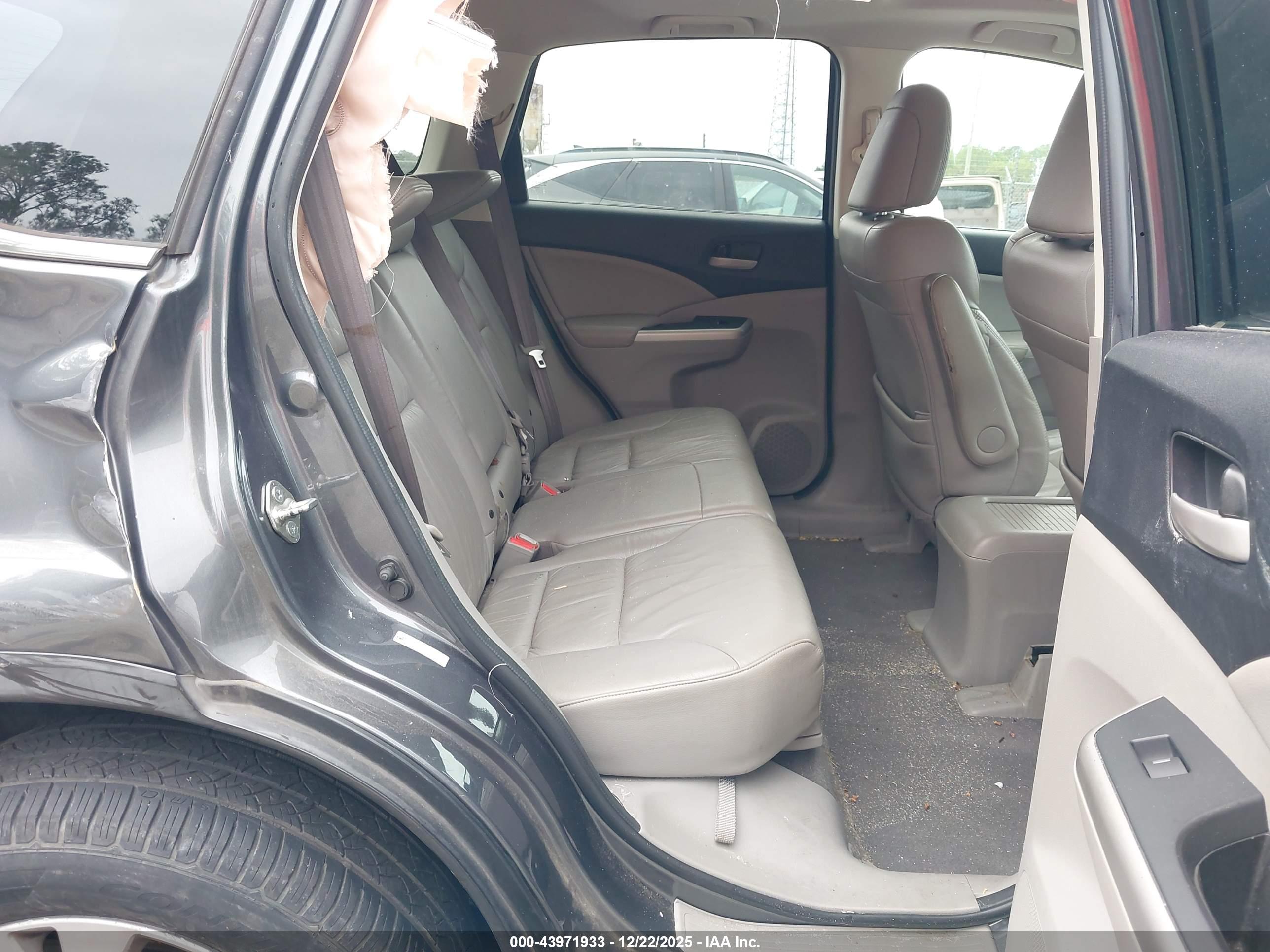 HONDA CR-V image 8