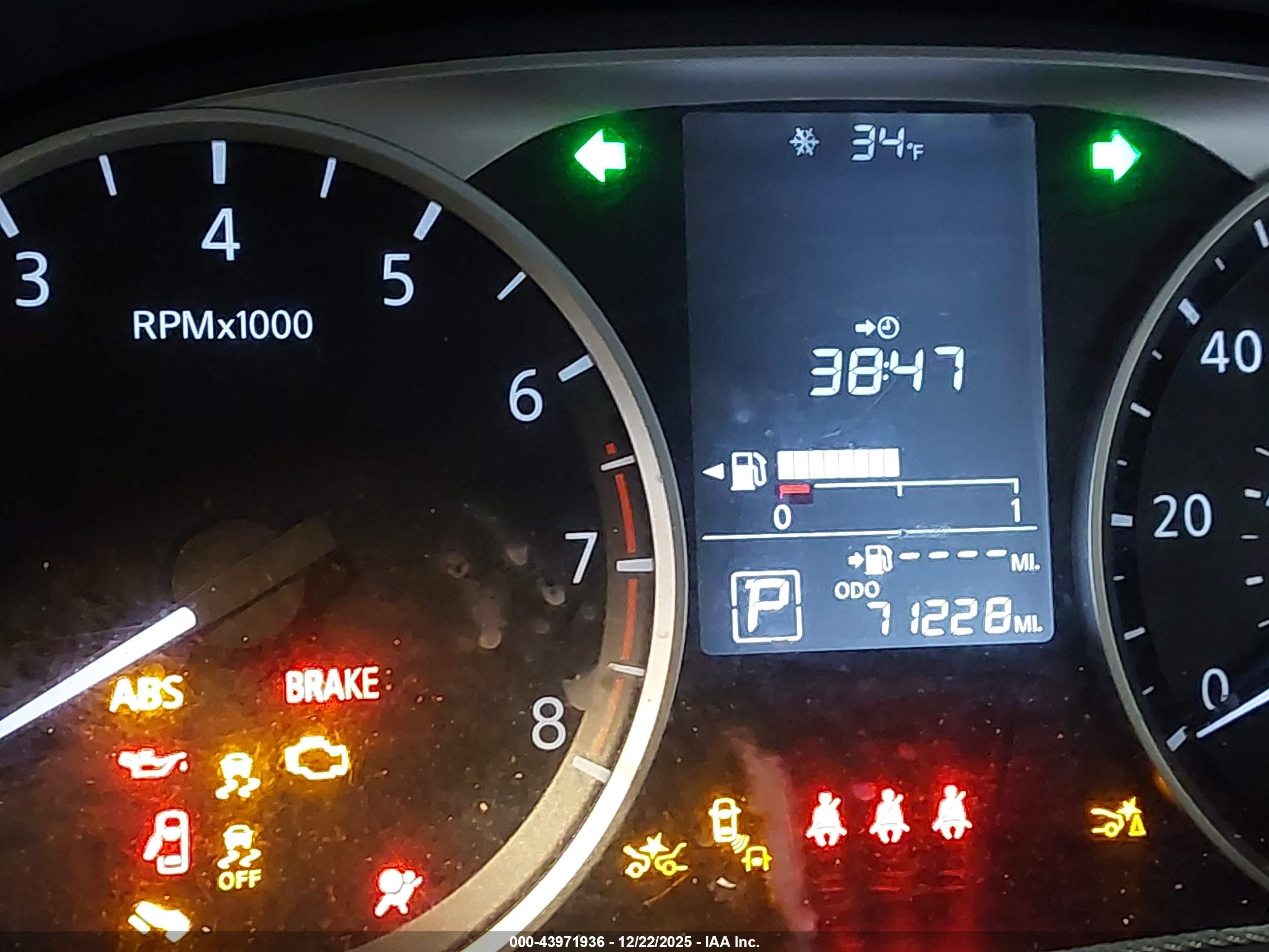 NISSAN KICKS image 7
