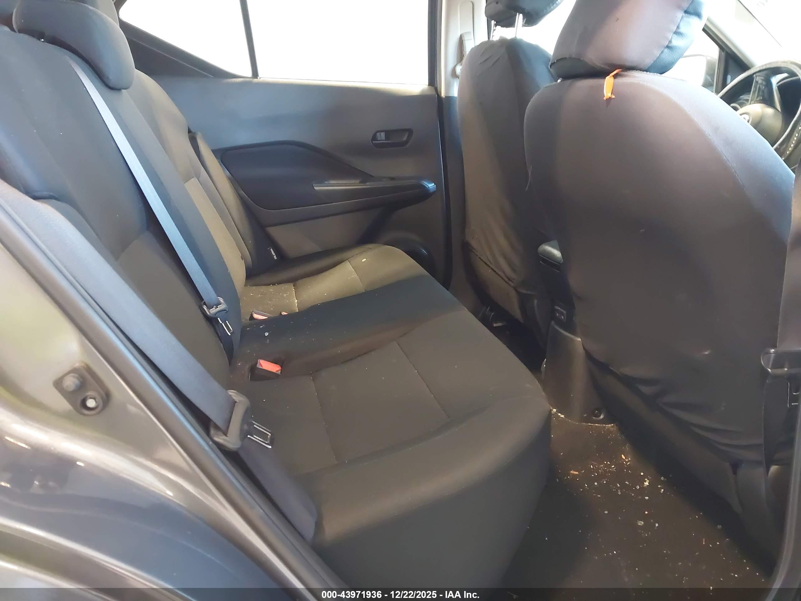 NISSAN KICKS image 8
