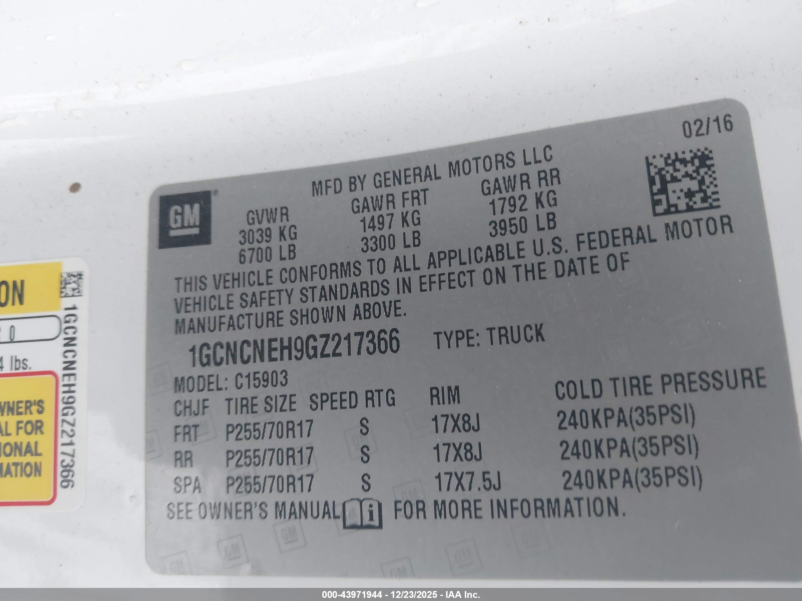 CHEVROLET SILVERADO image 9