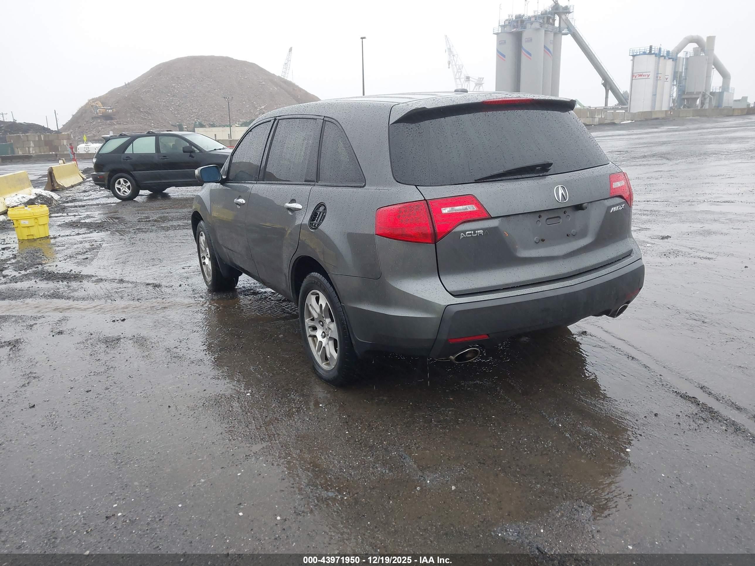 ACURA MDX image 3